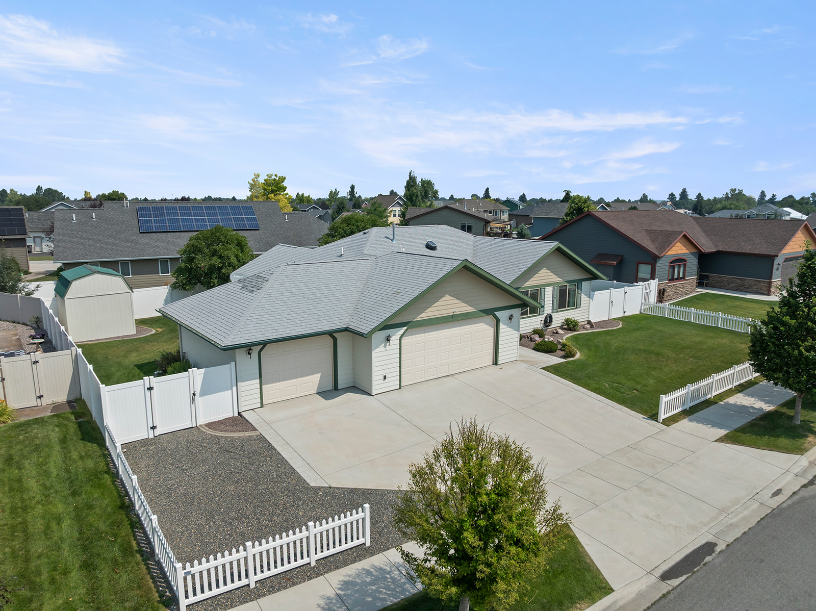 1010 Wolf Road Property Photo 3
