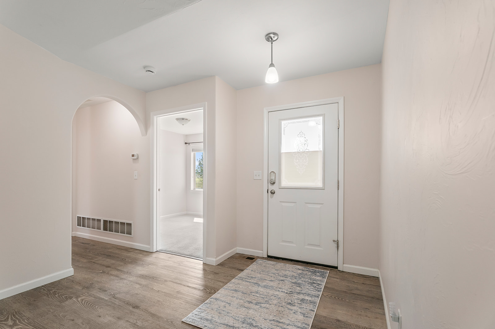 1010 Wolf Road Property Photo 18