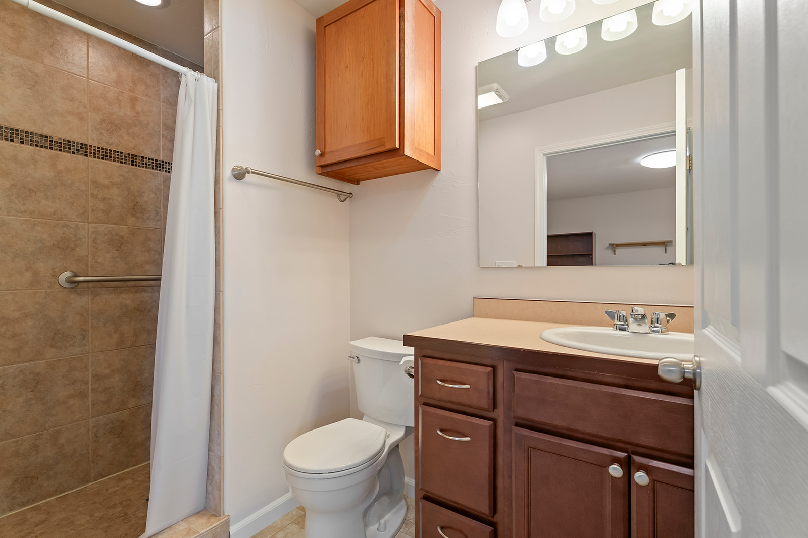 1010 Wolf Road Property Photo 28