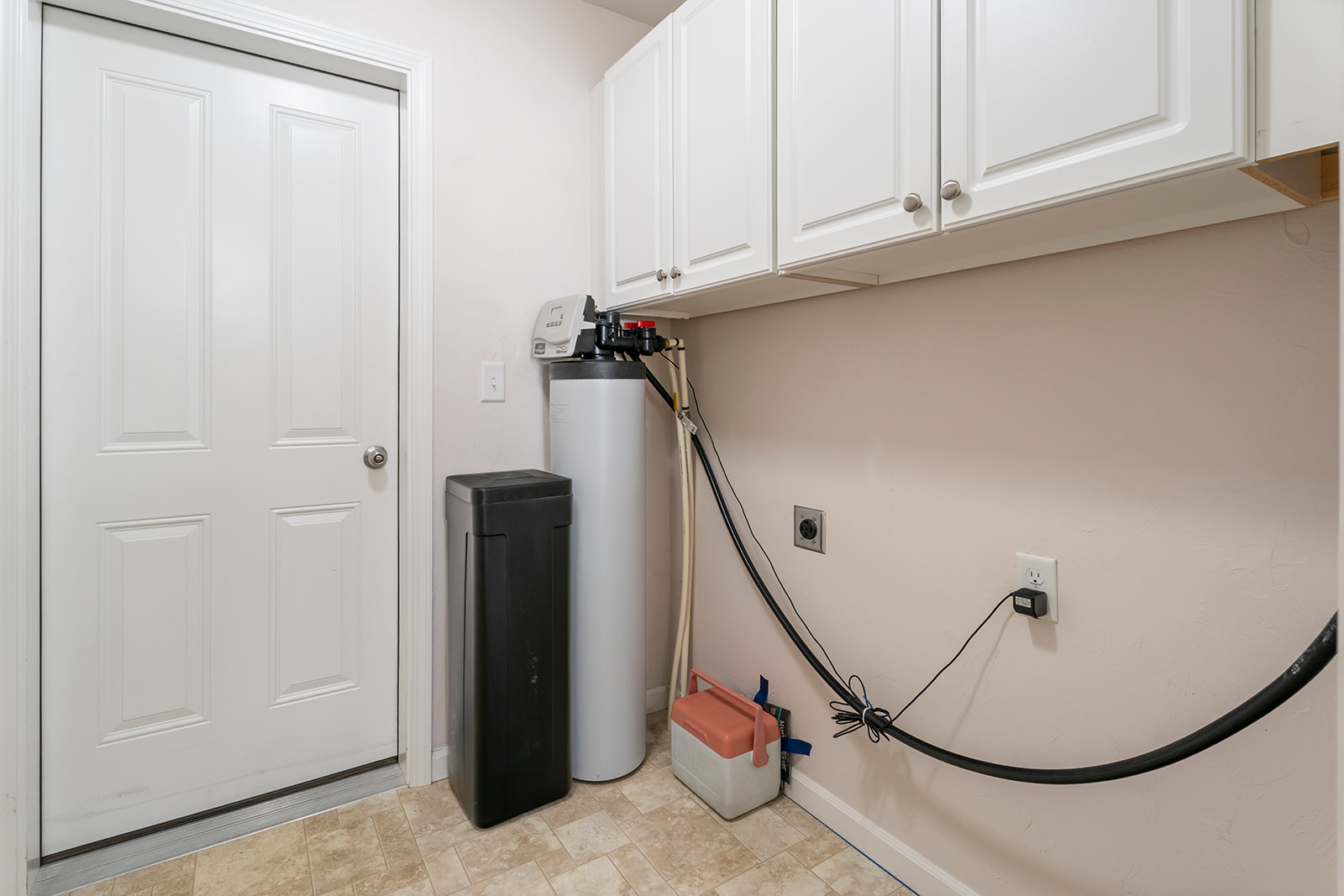 1010 Wolf Road Property Photo 30