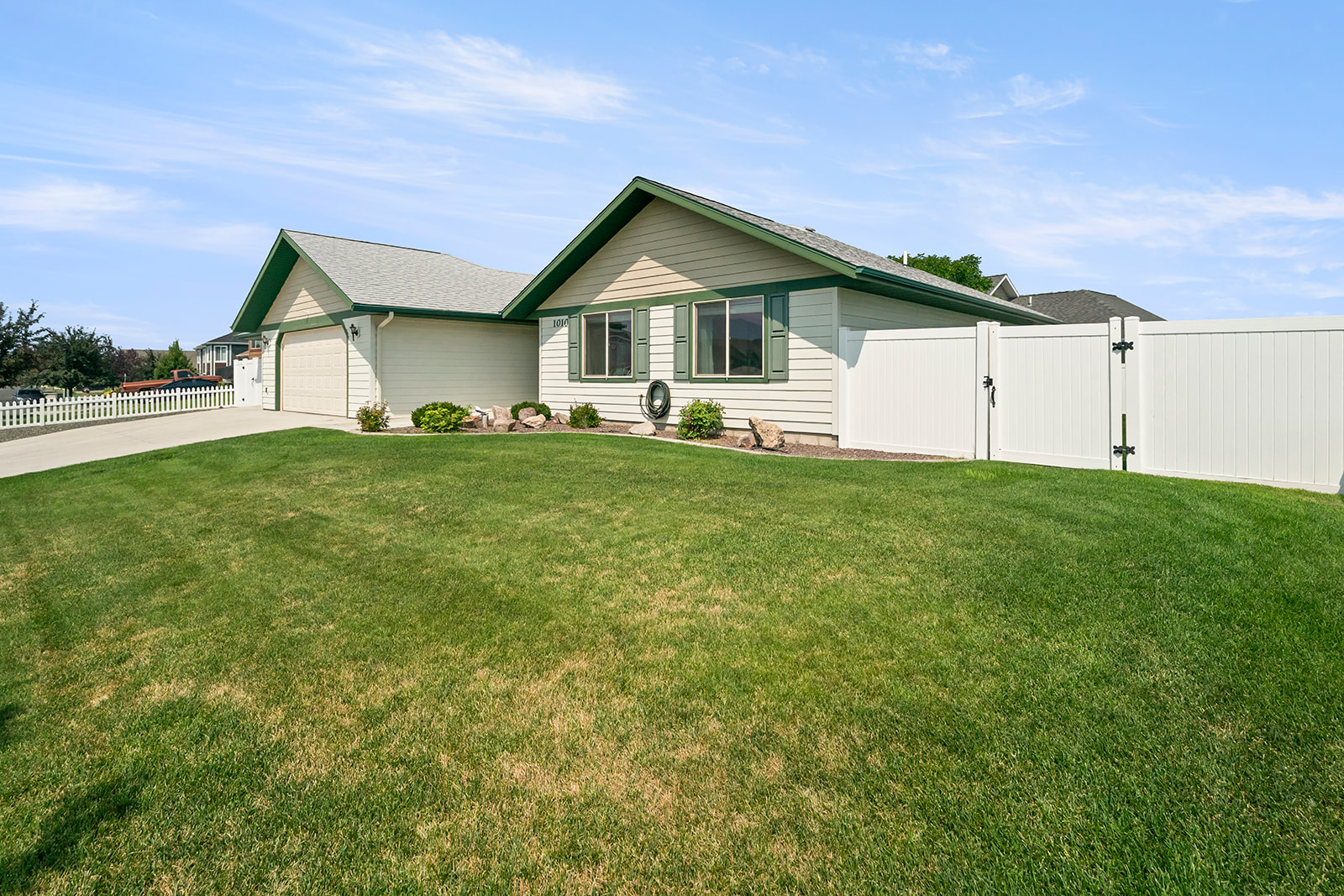 1010 Wolf Road Property Photo 35