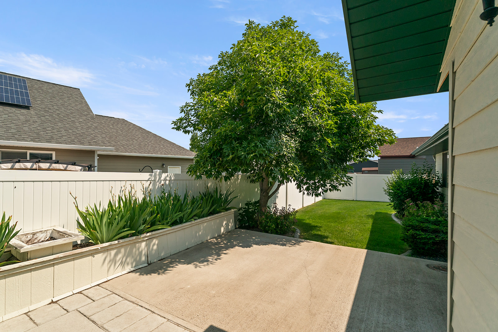 1010 Wolf Road Property Photo 42