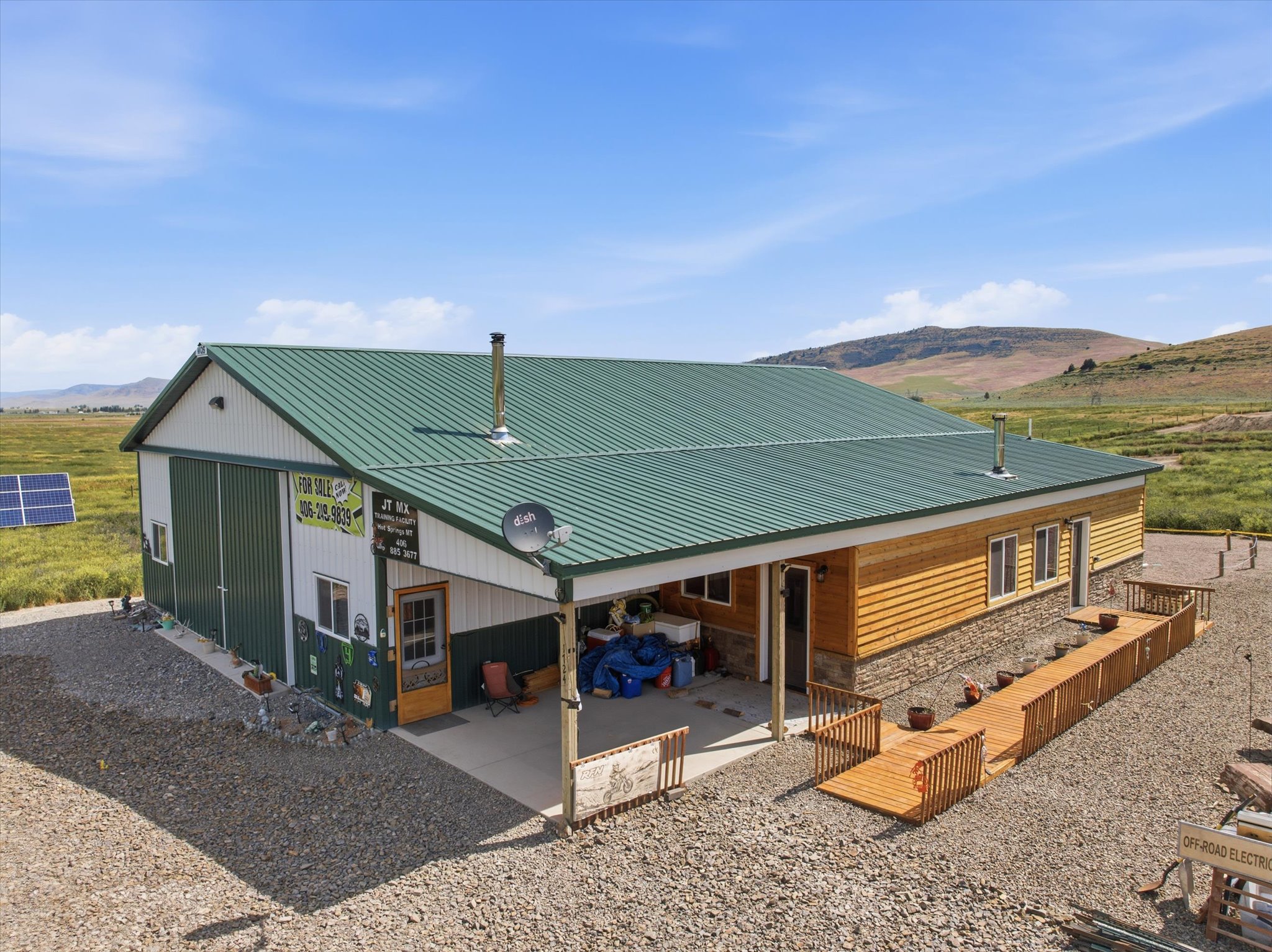 1724 Highway 28 Property Photo 1