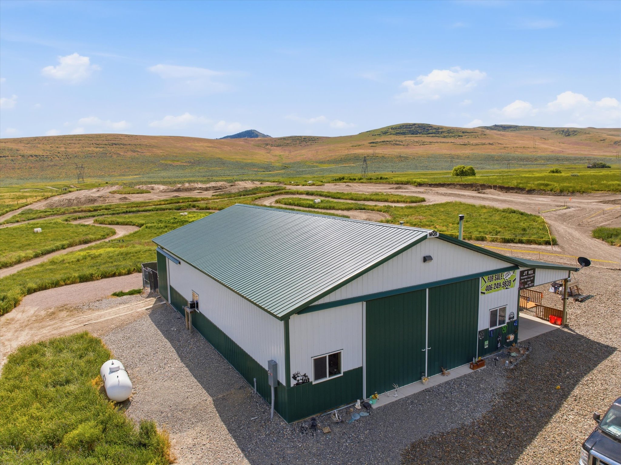 1724 Highway 28 Property Photo 2