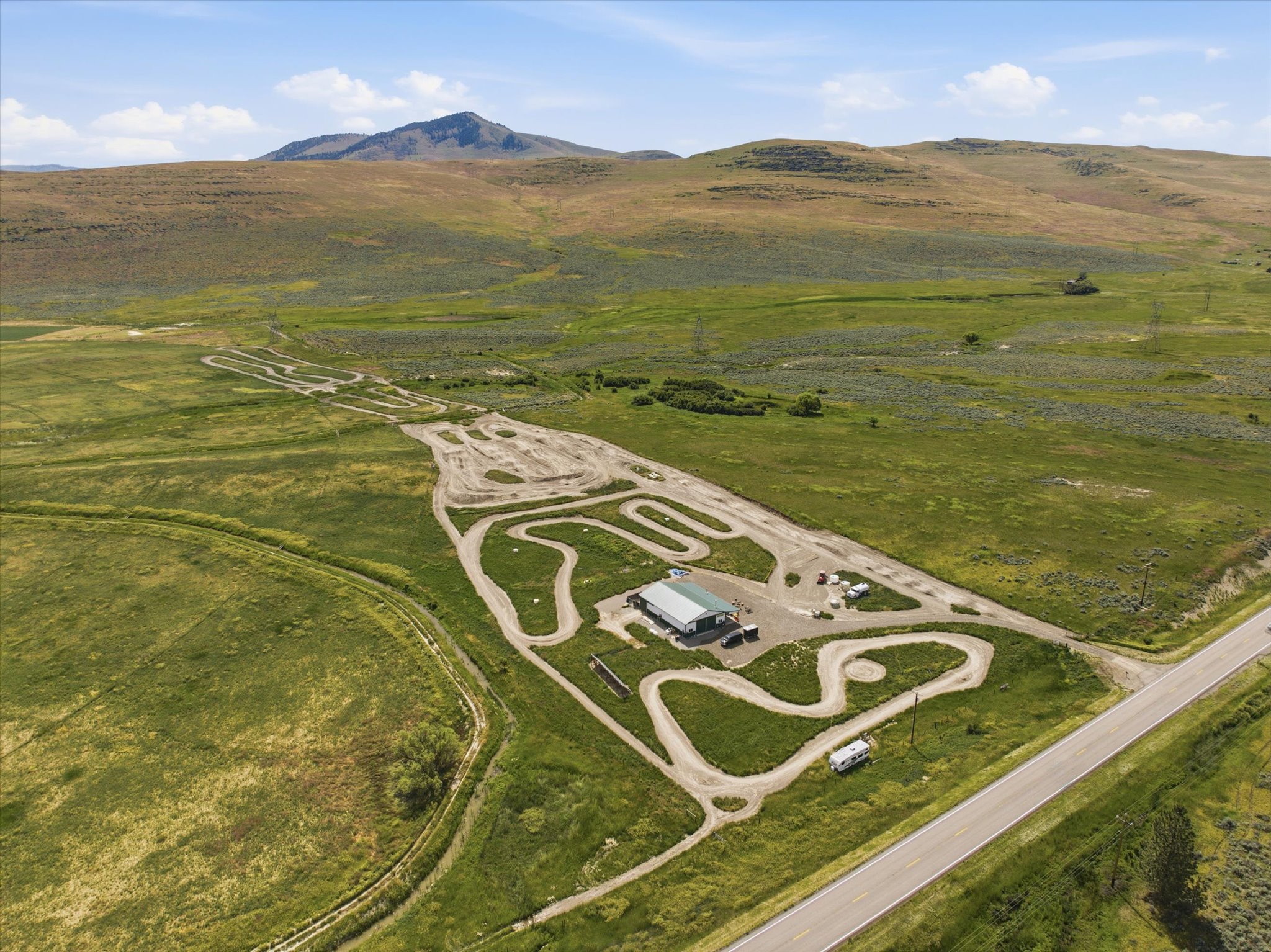 1724 Highway 28 Property Photo 9