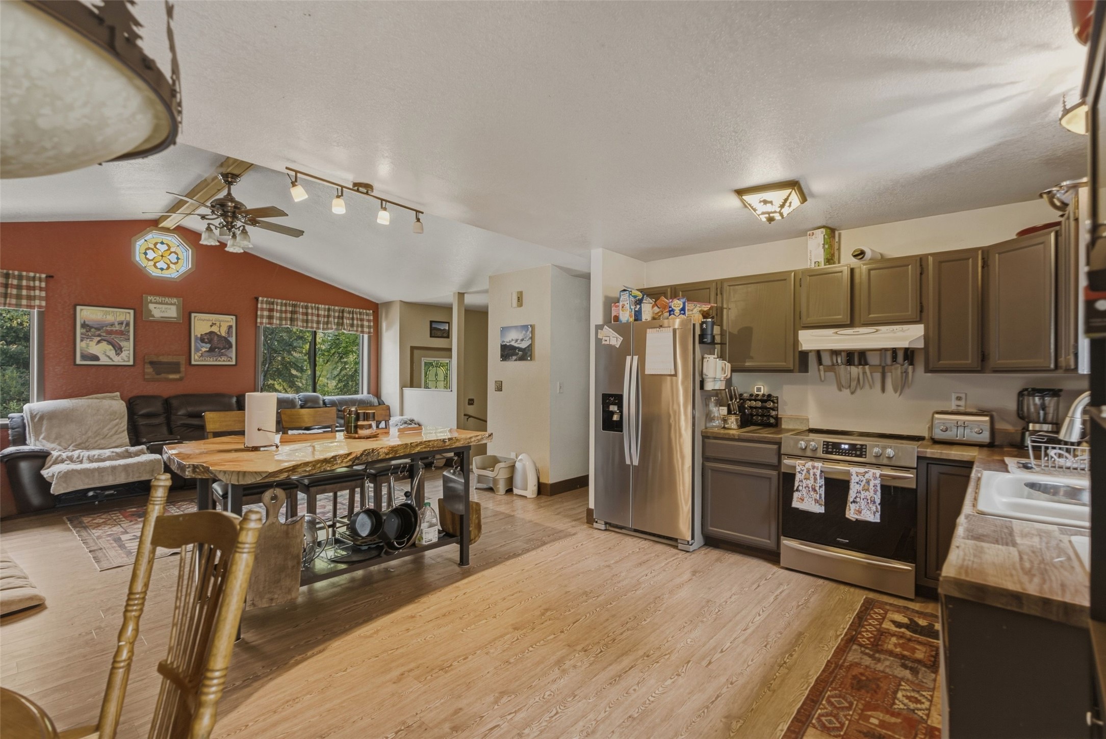 19525 E Mullan Road Property Photo 62