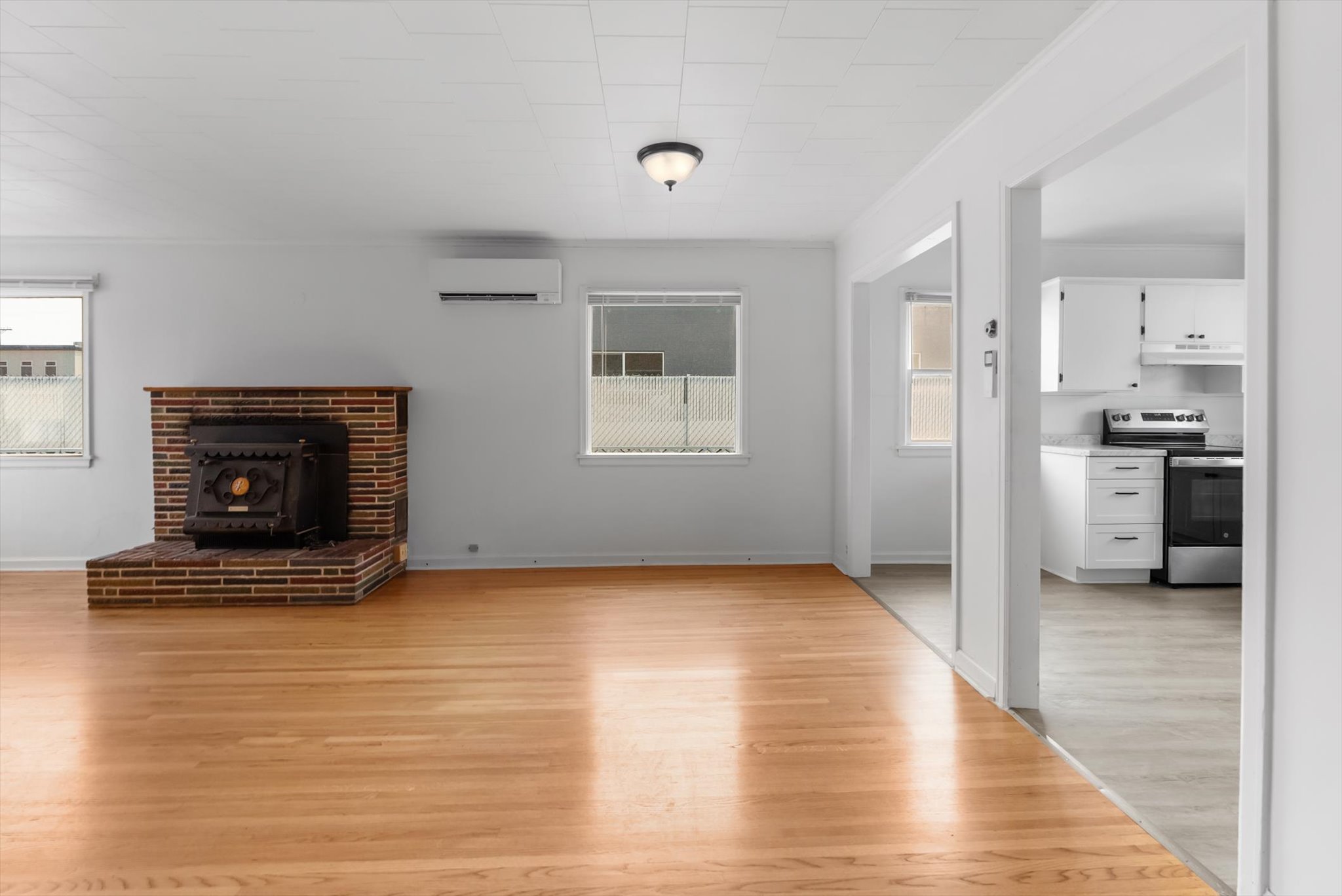 5 7th Avenue W Property Photo 8
