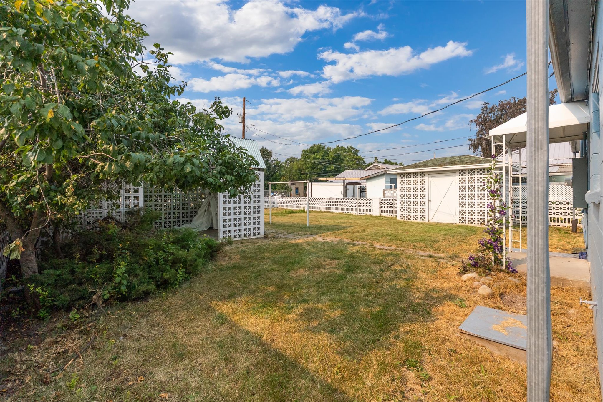 5 7th Avenue W Property Photo 22