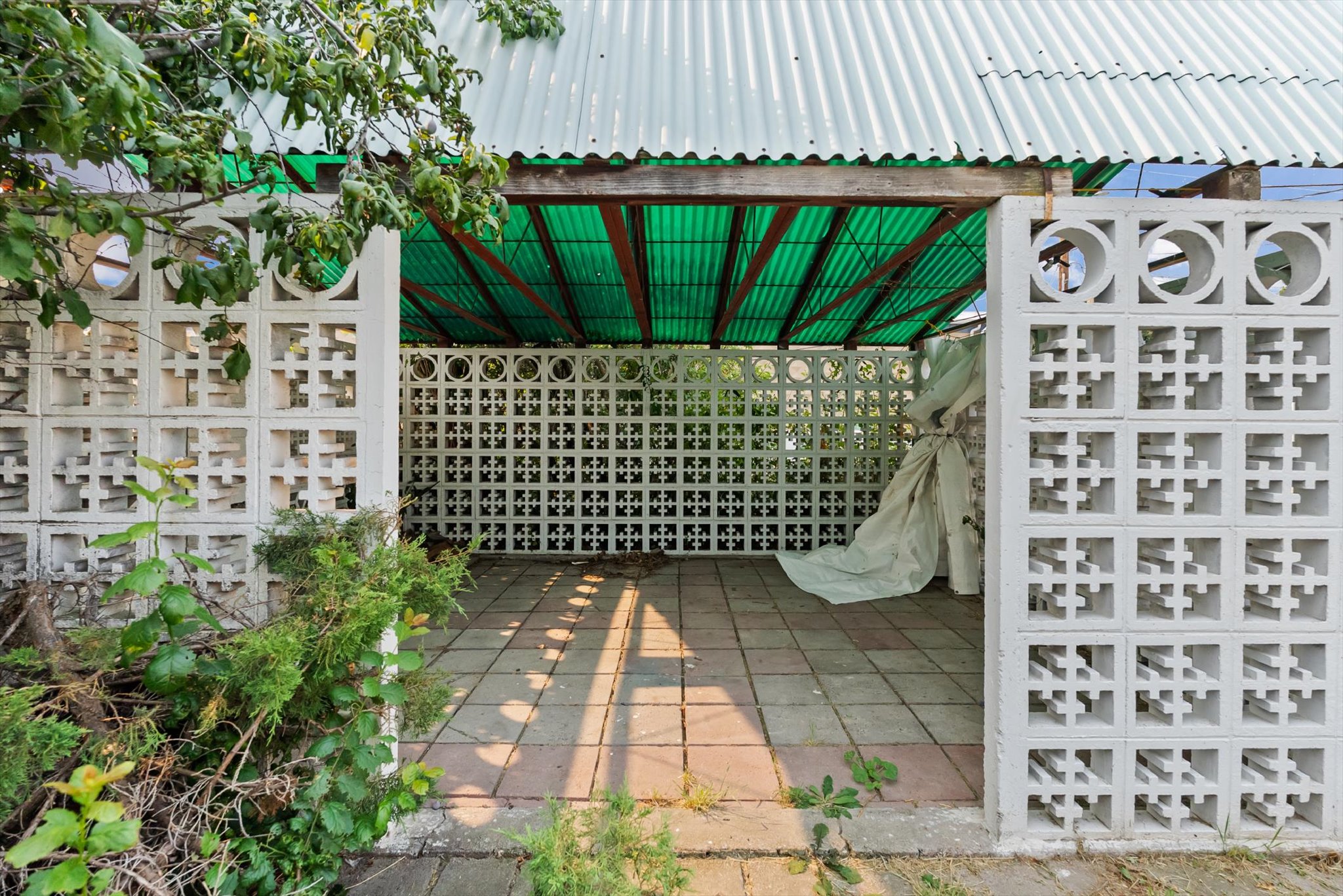 5 7th Avenue W Property Photo 23