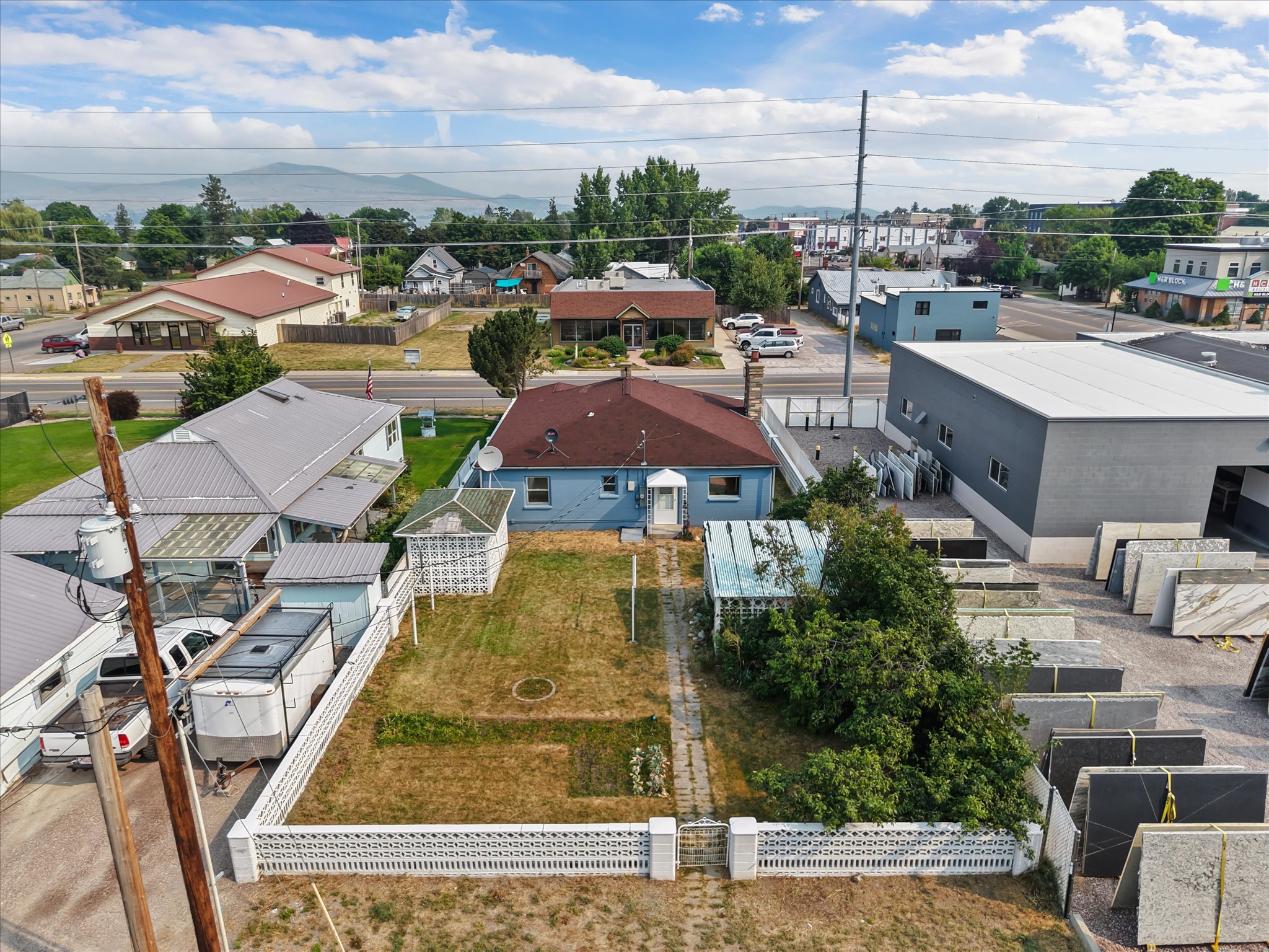 5 7th Avenue W Property Photo 30