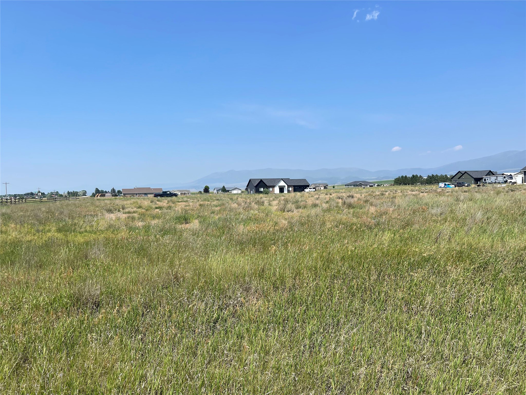 Nhn Stoney Trail Property Photo 3