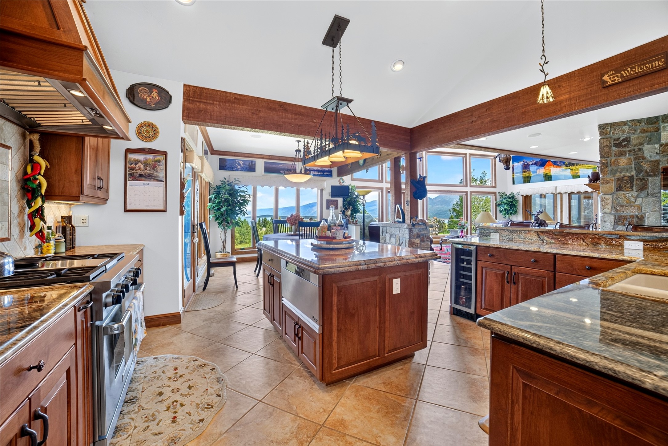 36736 Viewpoint Drive Property Photo 4
