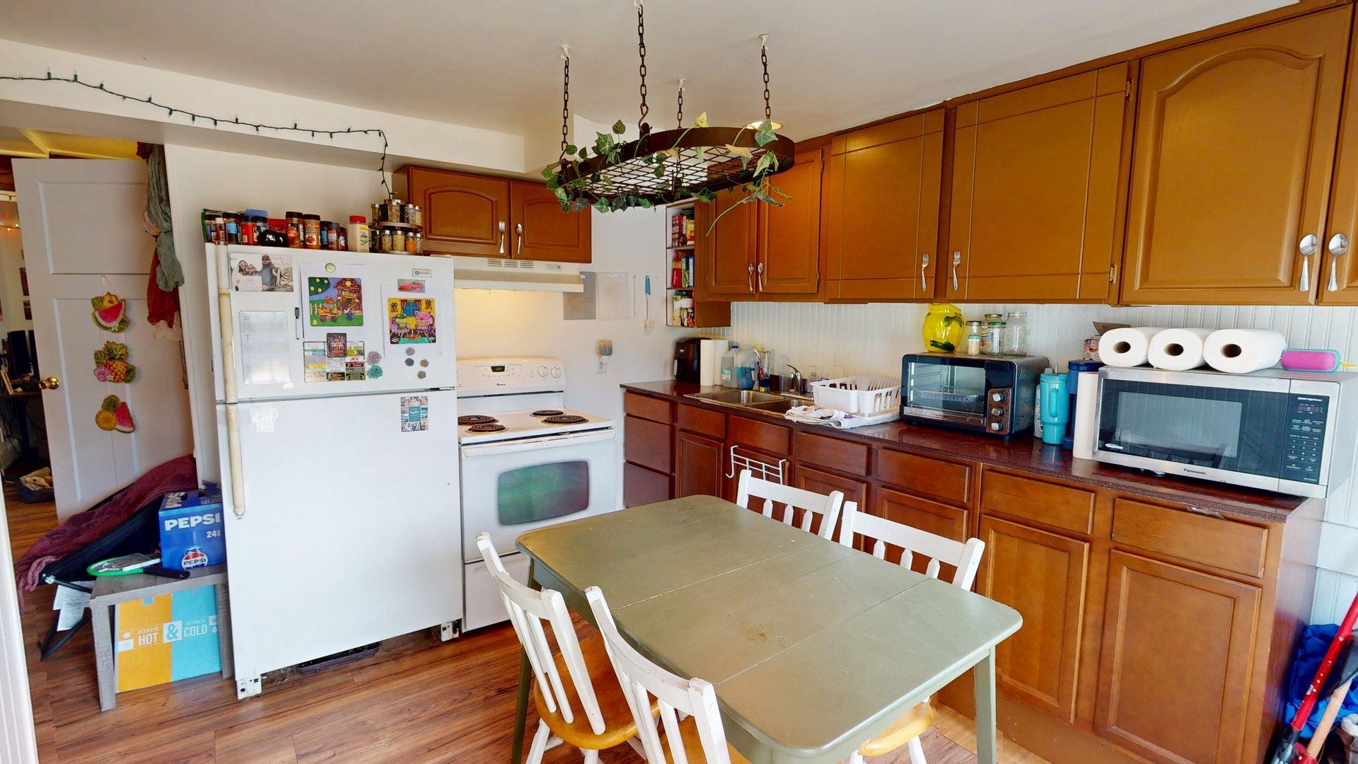 104 Clay Street Property Photo 28