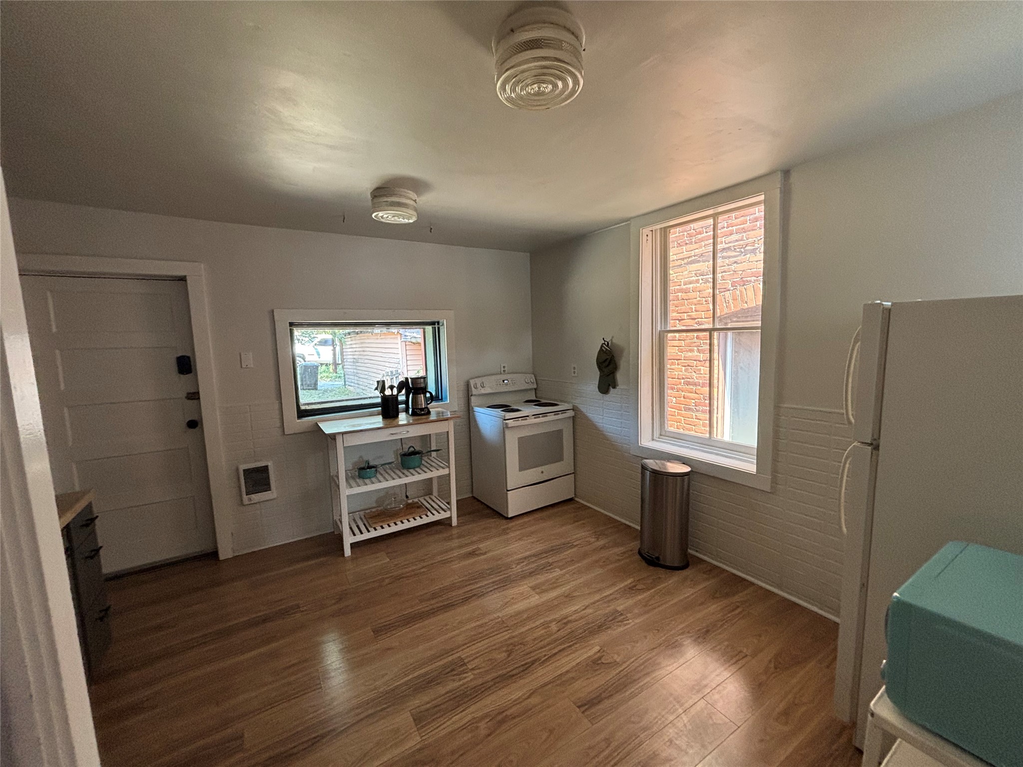 1115-1117 W Park Street Property Photo 4