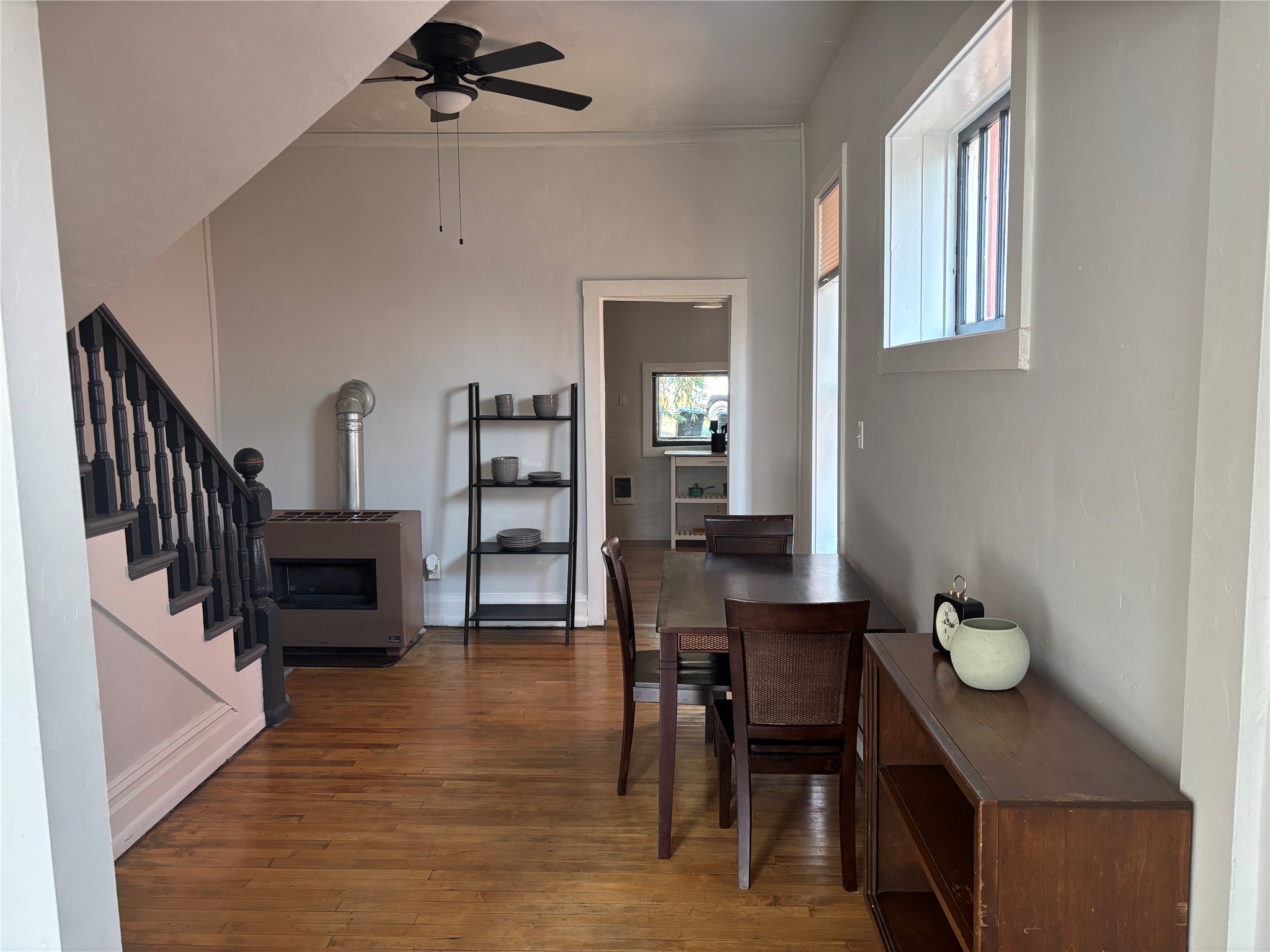 1115-1117 W Park Street Property Photo 5