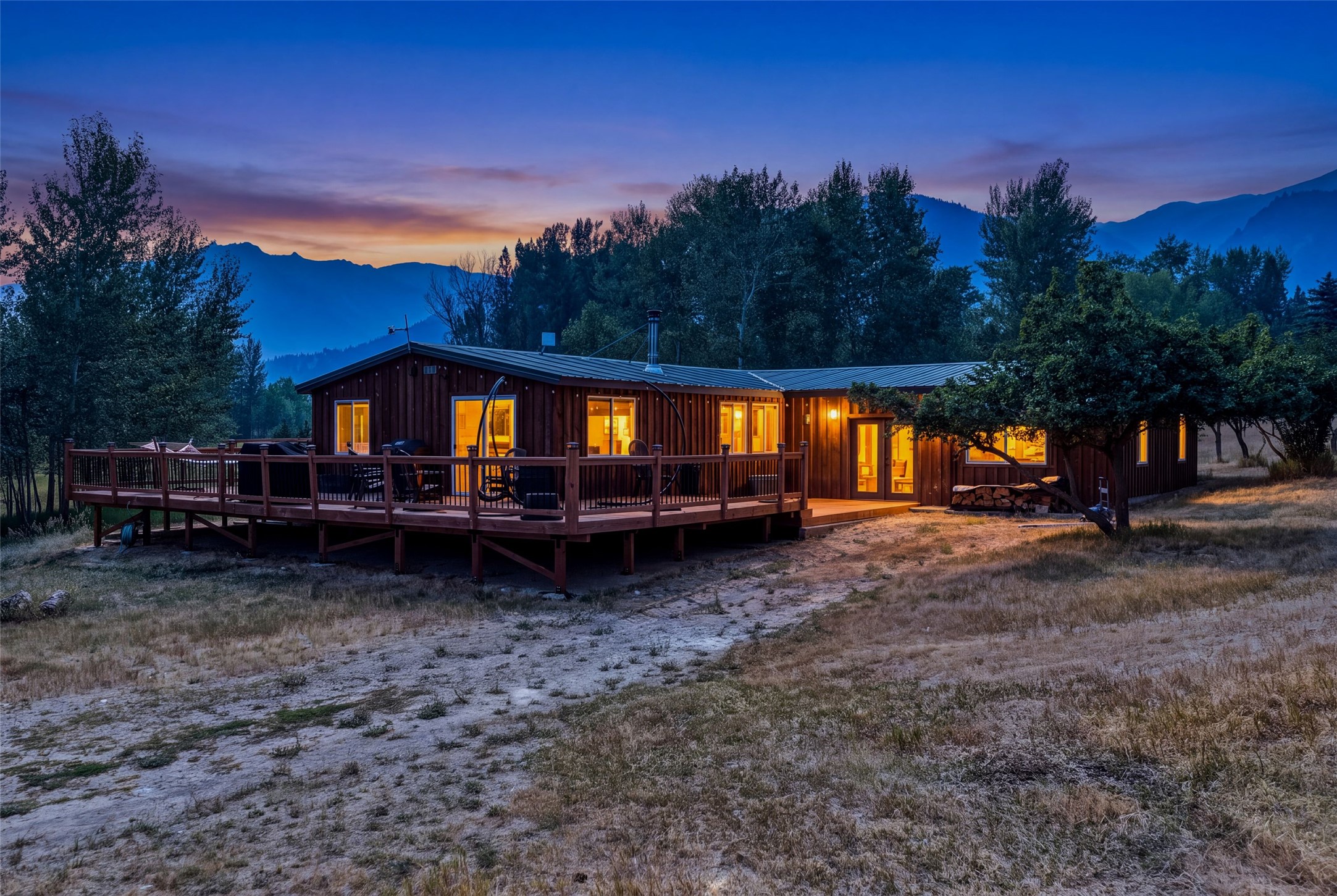 280 Indian Prairie Loop Property Photo 2