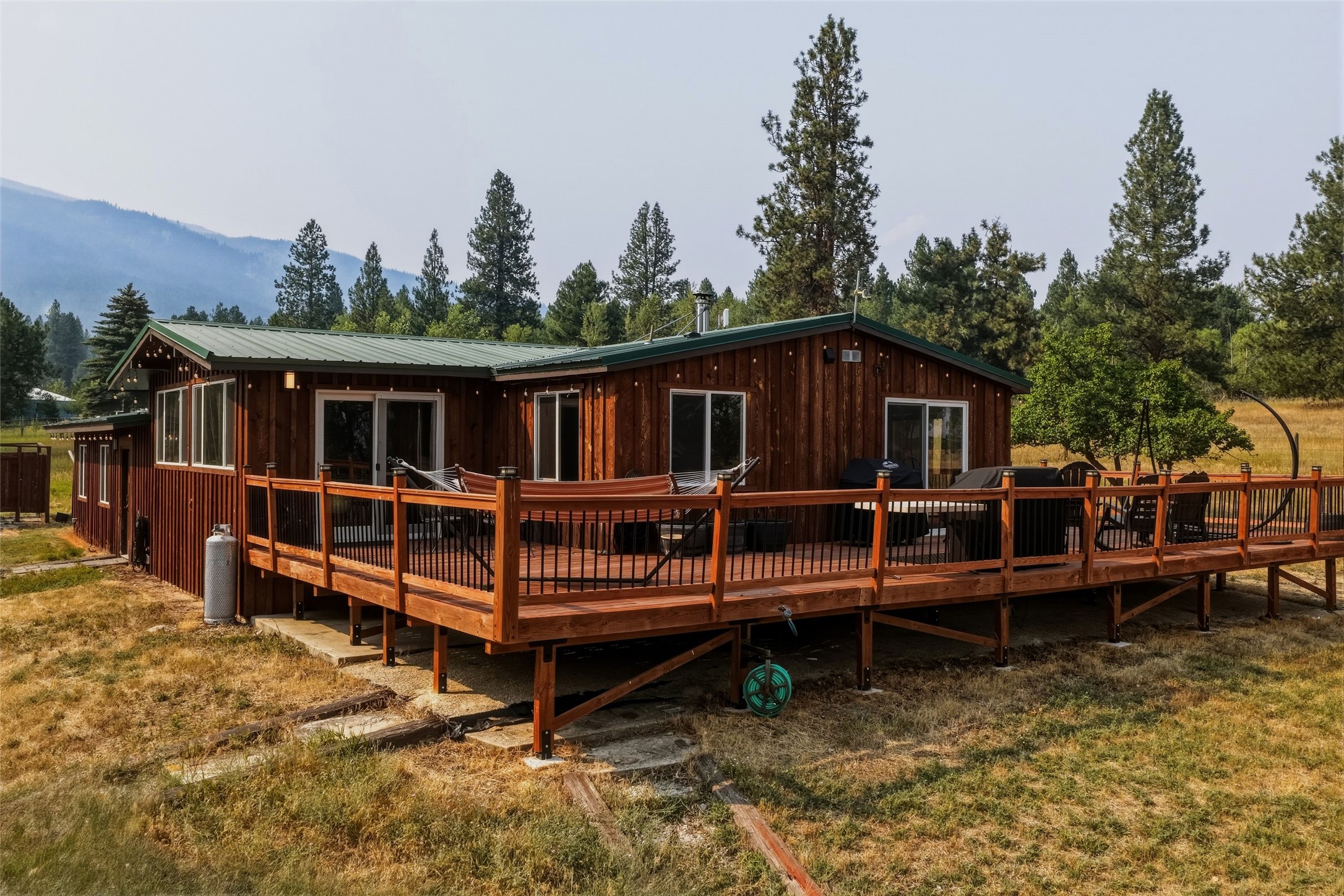 280 Indian Prairie Loop Property Photo 3
