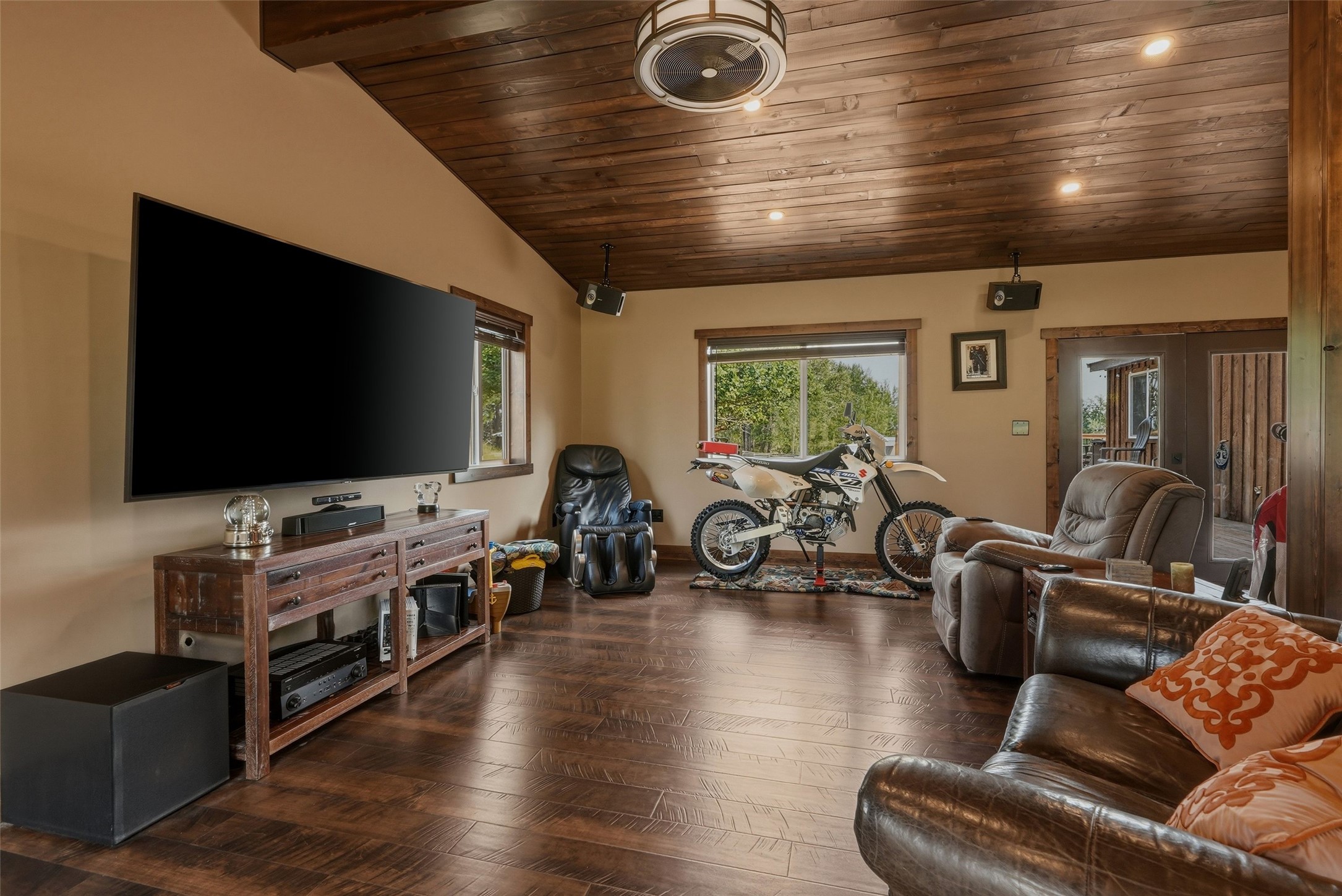 280 Indian Prairie Loop Property Photo 6