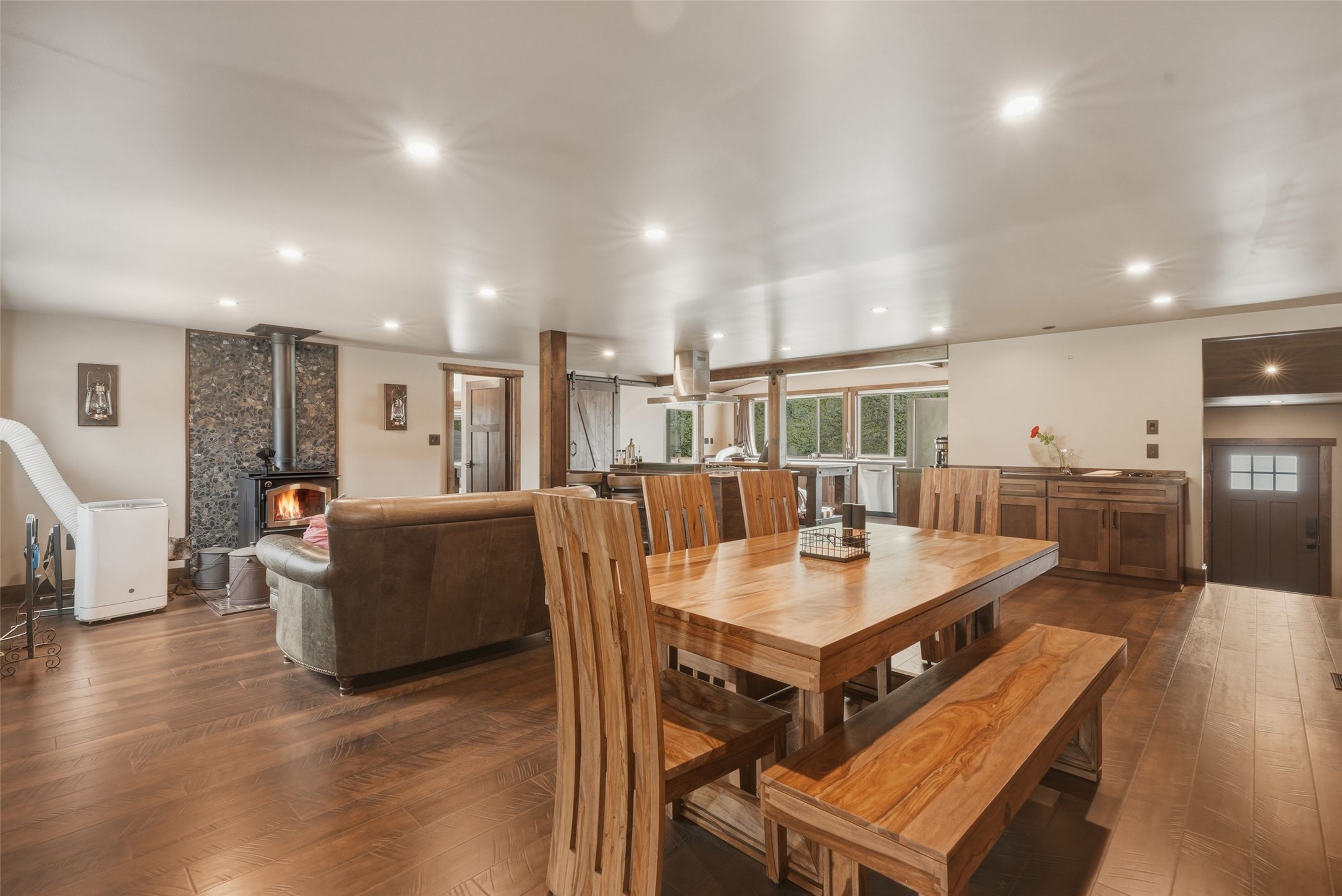 280 Indian Prairie Loop Property Photo 9