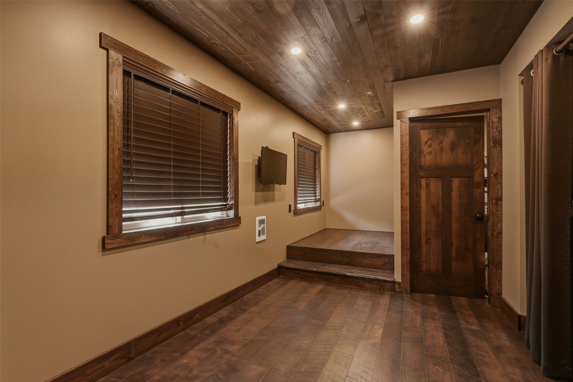 280 Indian Prairie Loop Property Photo 31