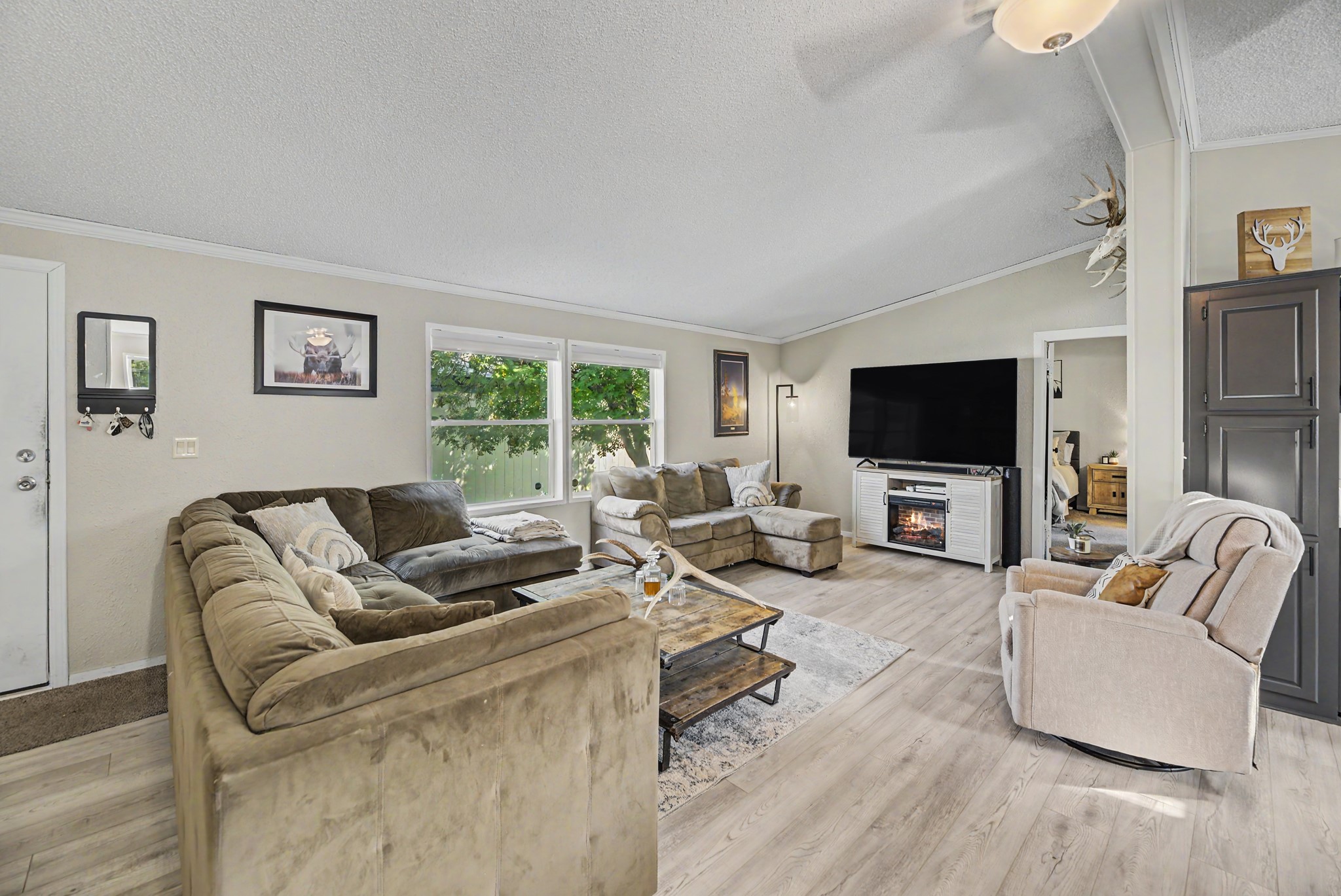 3000 Villard Avenue 149 Property Photo 6