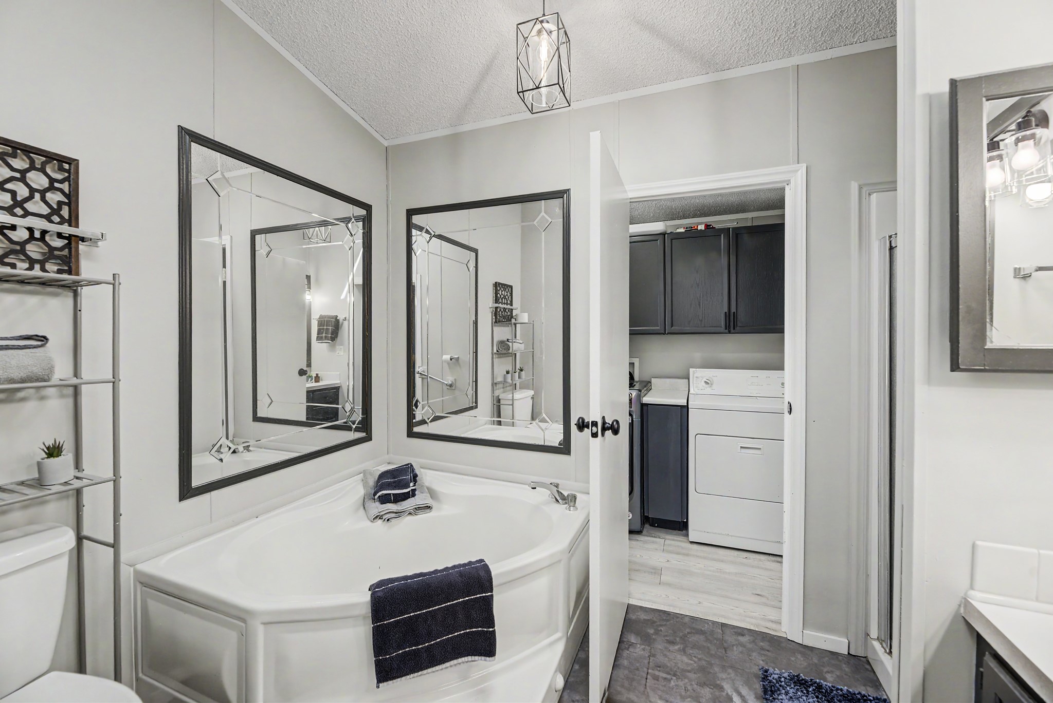 3000 Villard Avenue 149 Property Photo 14