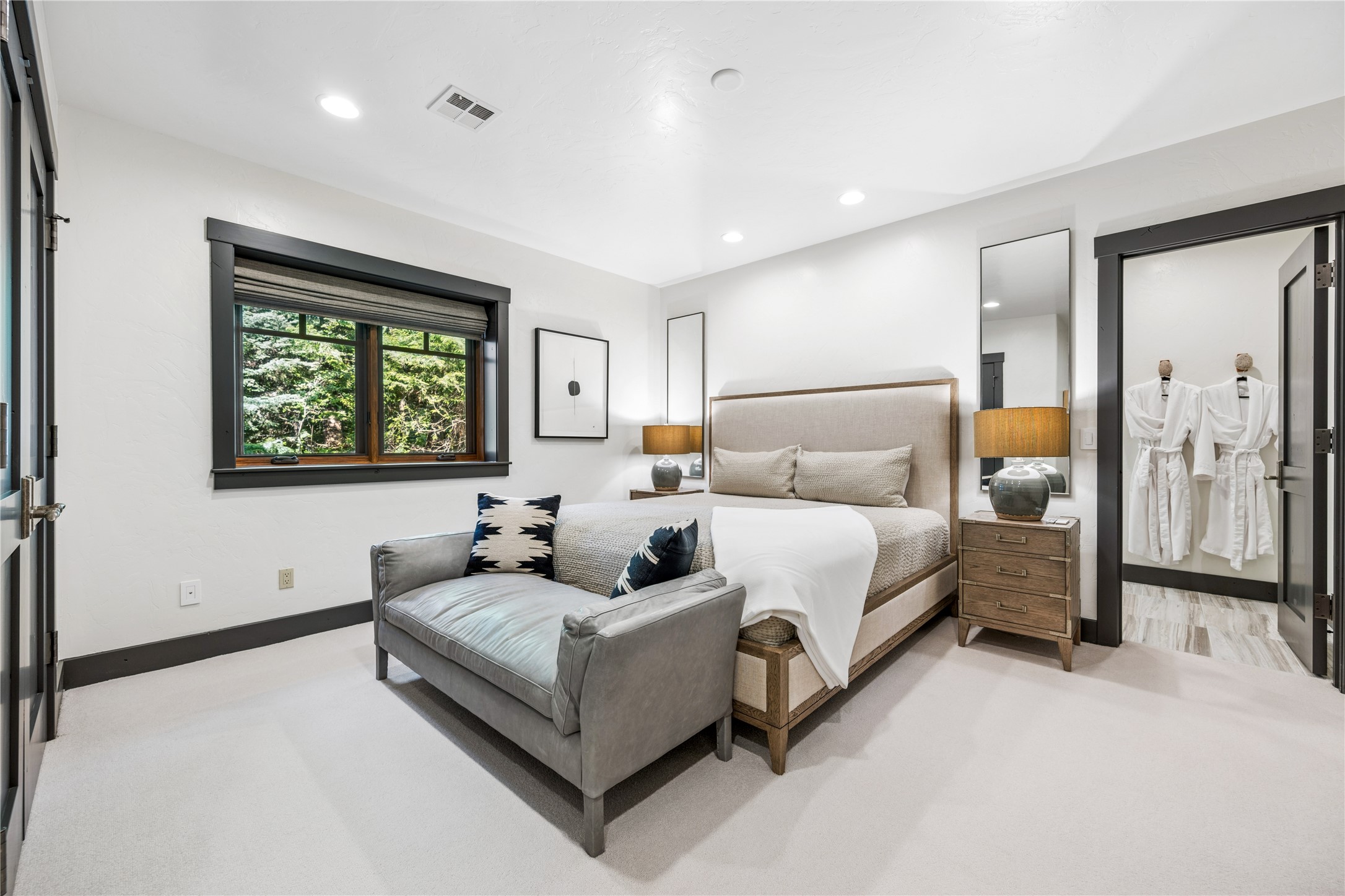 30076065 Property Photo 21