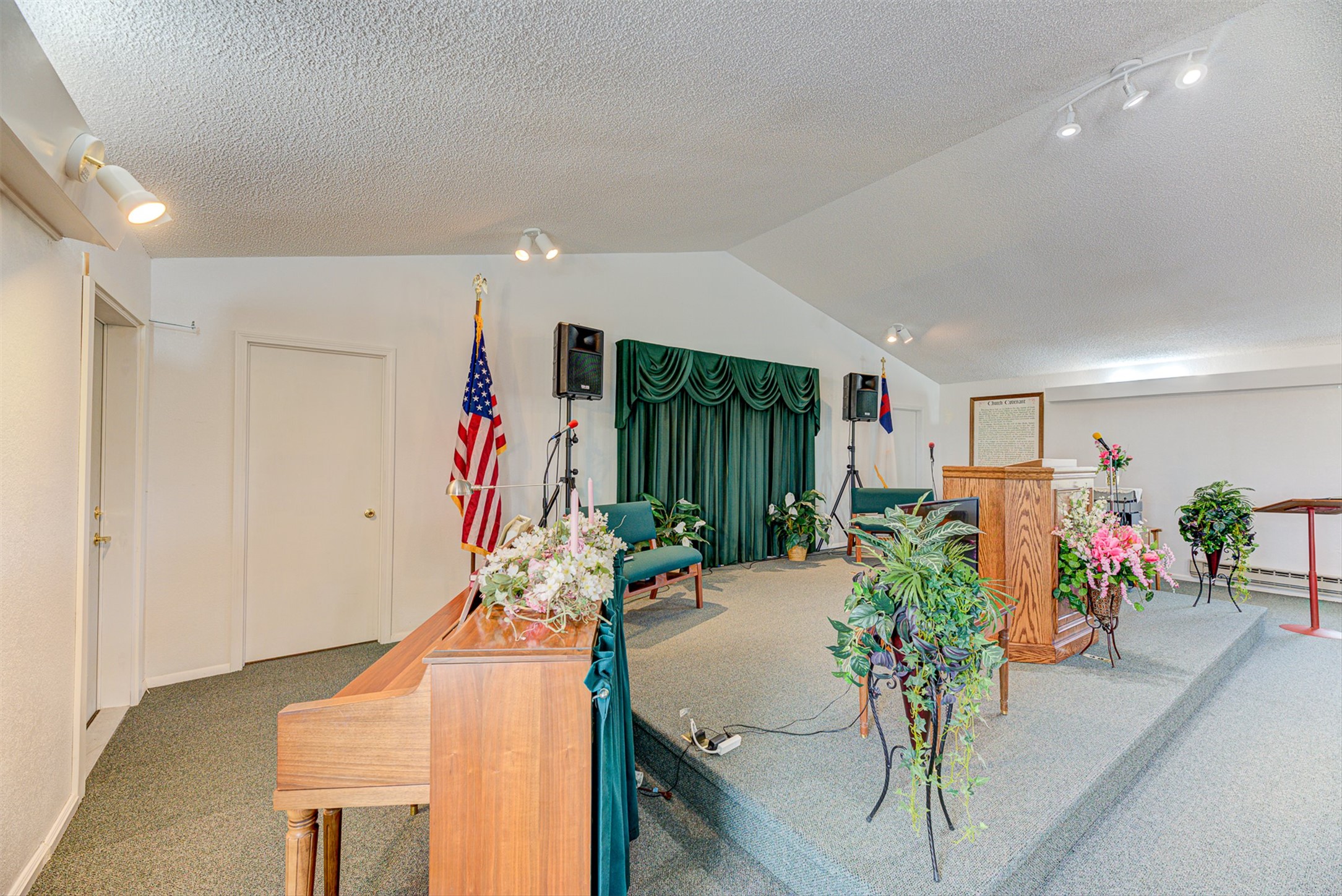 8279 Avocet Drive Property Photo 11