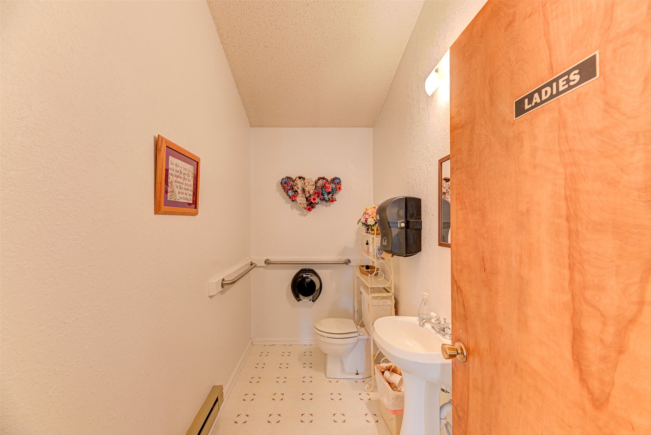 8279 Avocet Drive Property Photo 19