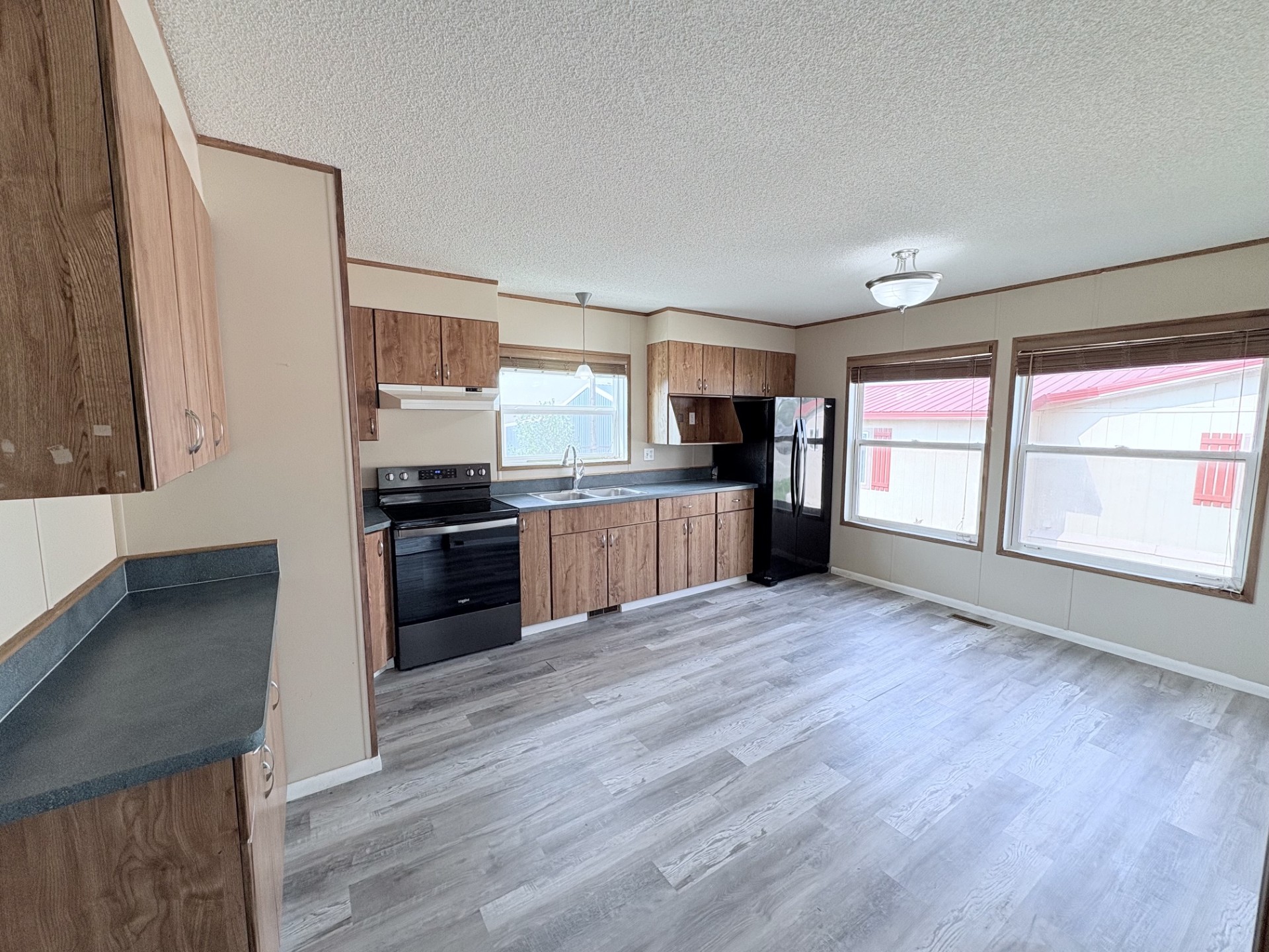239 W Jackson Avenue Property Photo 6