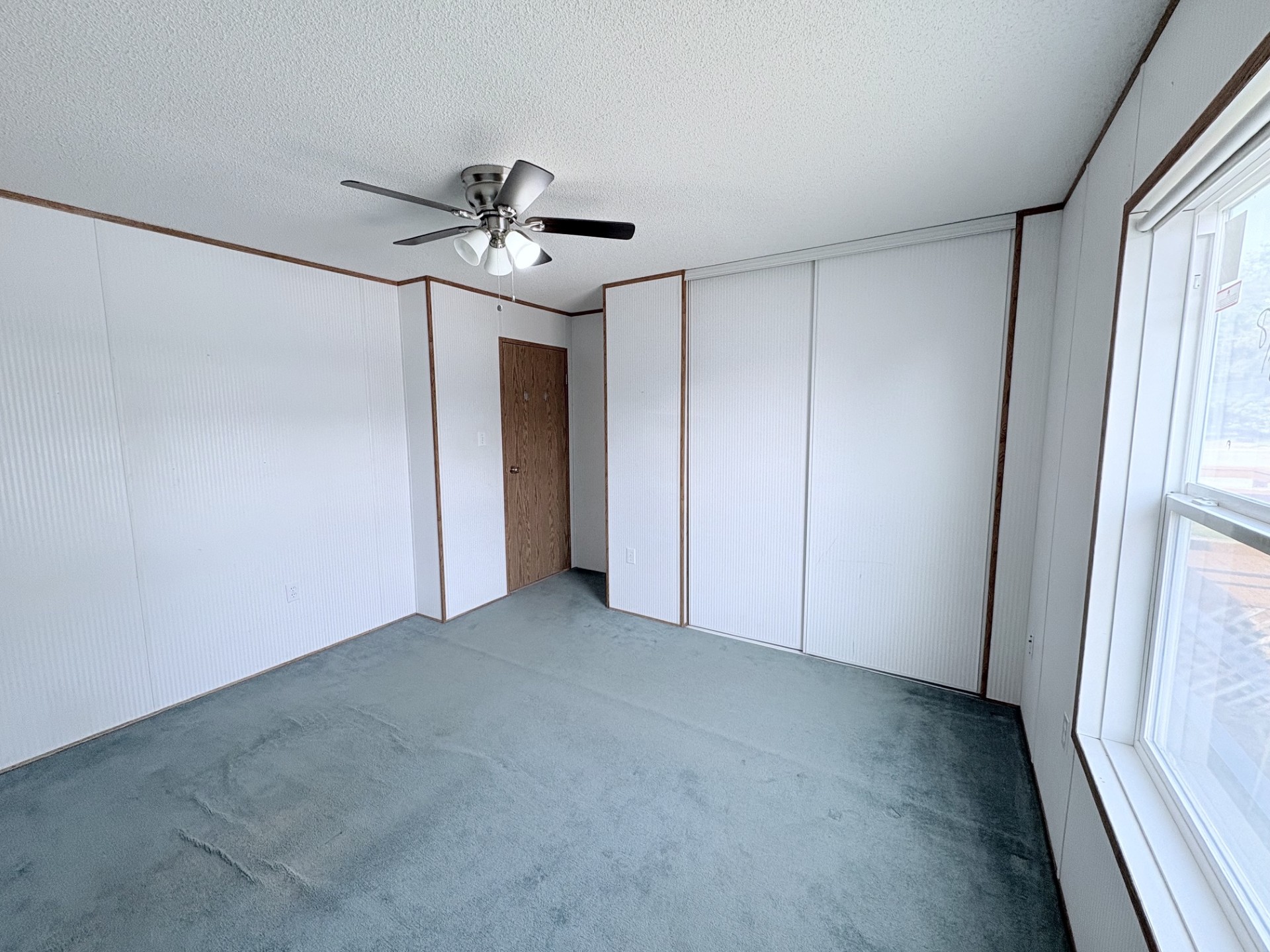 239 W Jackson Avenue Property Photo 10