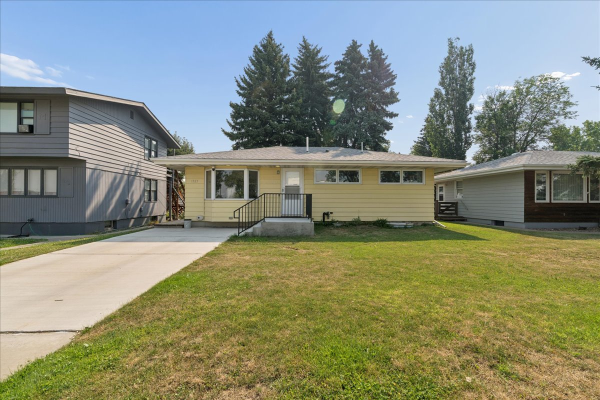 1323 13th Street S Property Photo