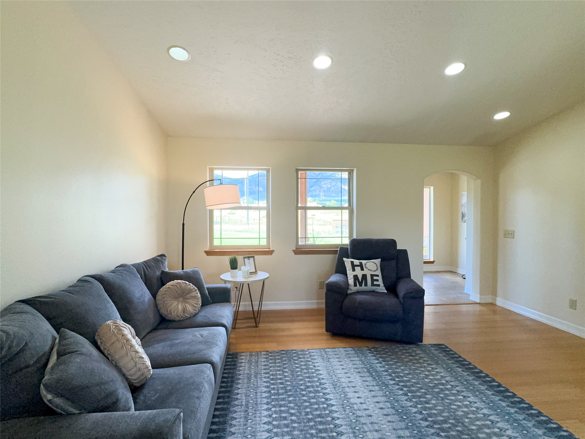 196 Edens Lane Property Photo 24