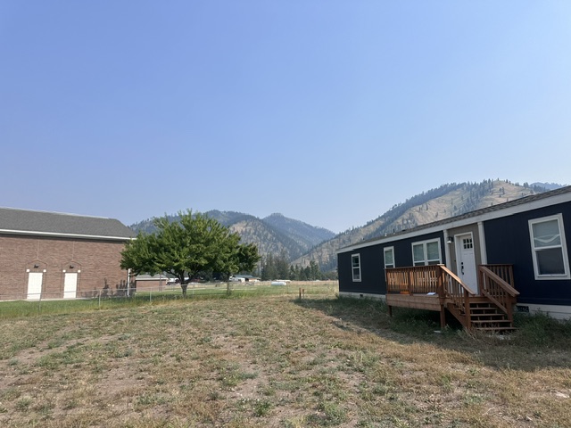 219 & 223 Moats Lane Property Photo 3