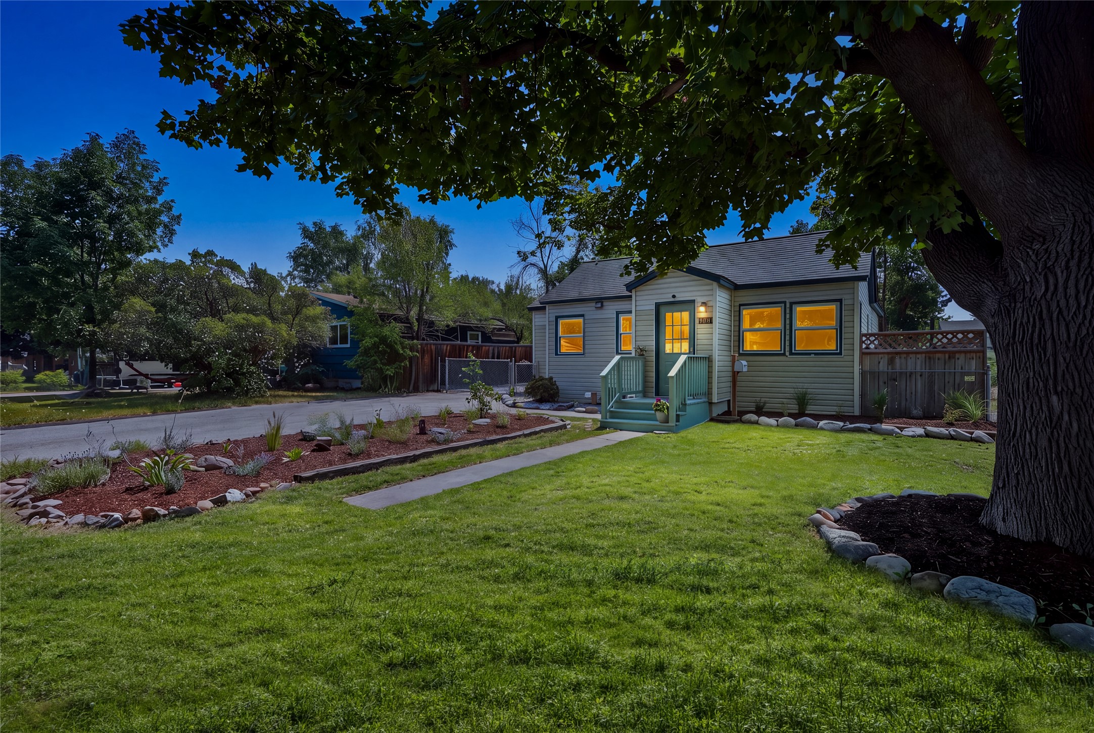 1545 S 7th Street W Property Photo 3