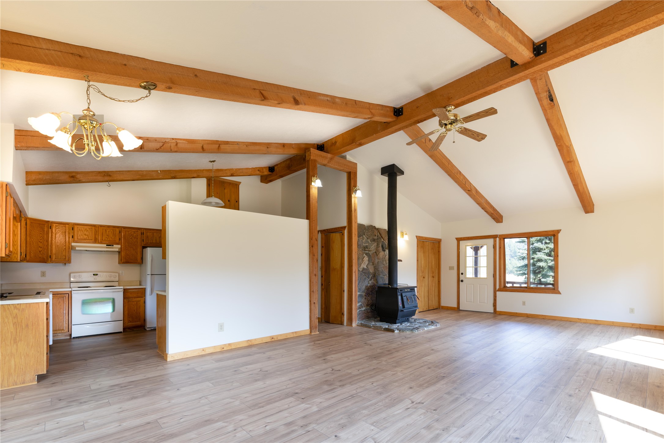 1679 Deer View Property Photo 15
