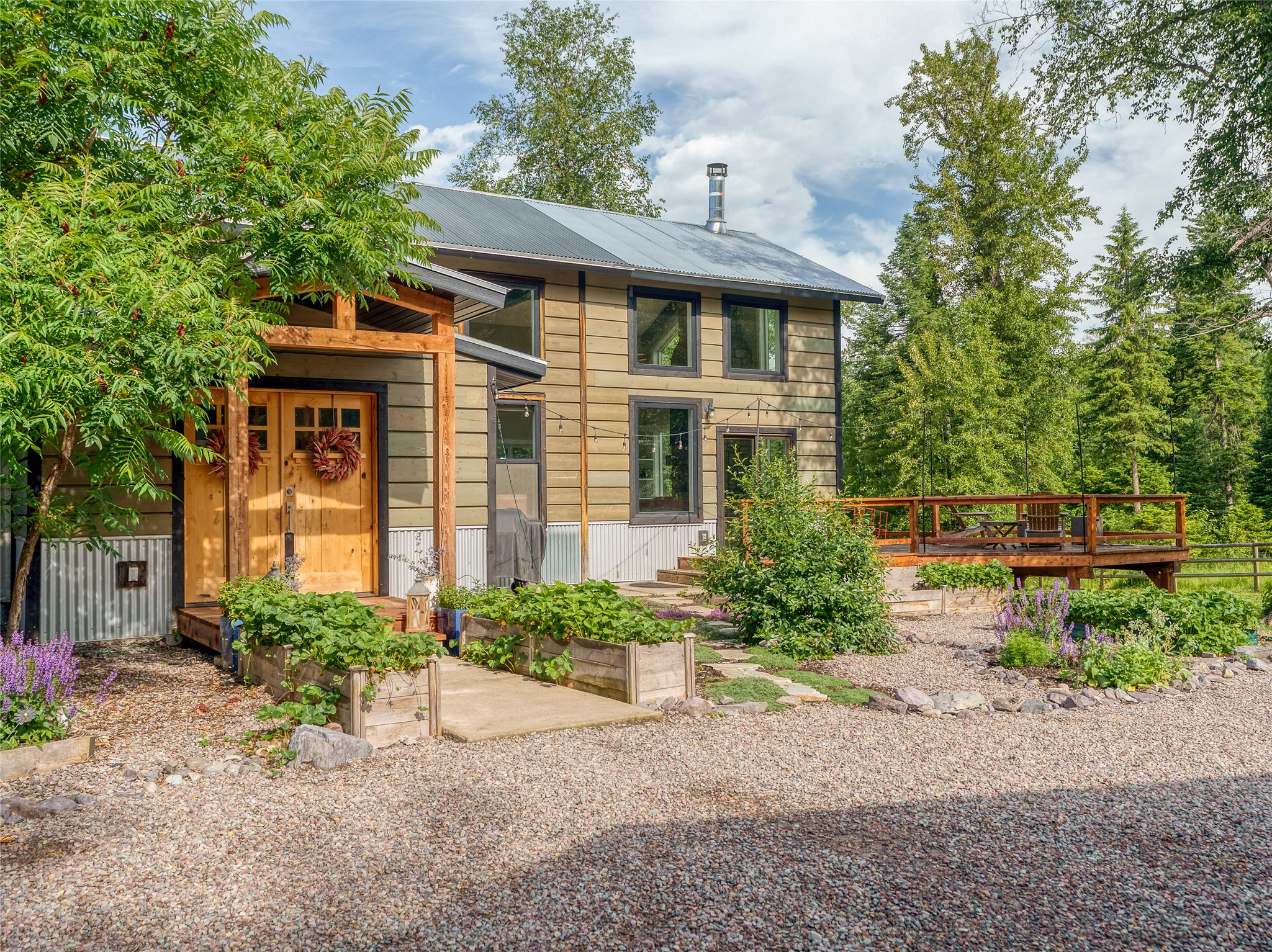 28012 Meadow Creek Road Property Photo 1