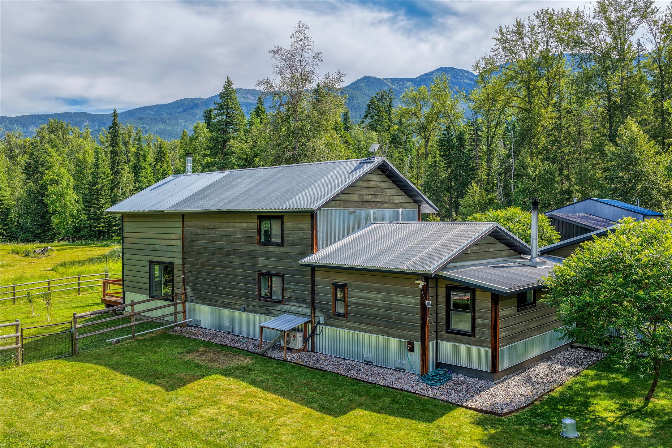 28012 Meadow Creek Road Property Photo 9