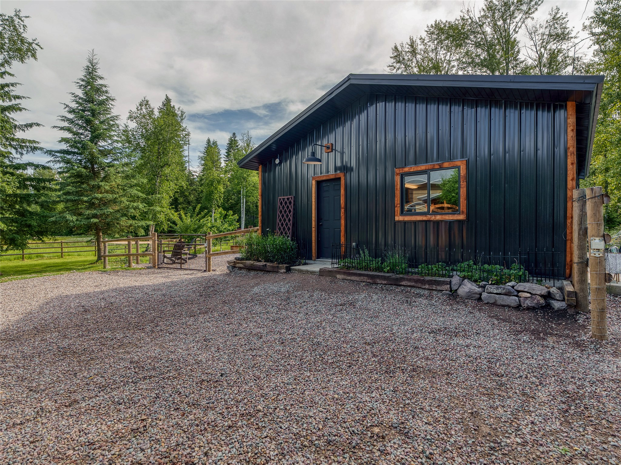 28012 Meadow Creek Road Property Photo 13