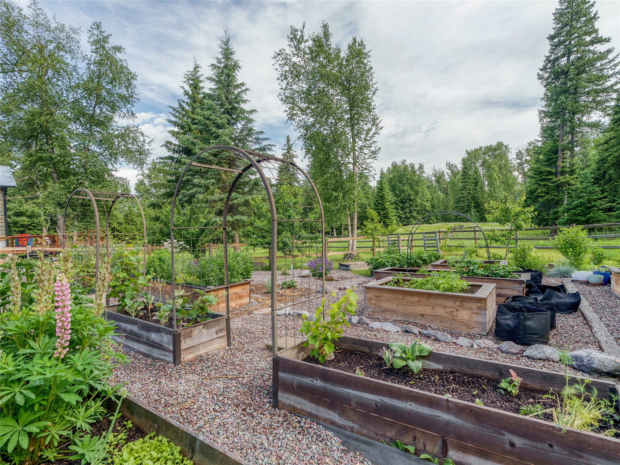 28012 Meadow Creek Road Property Photo 16