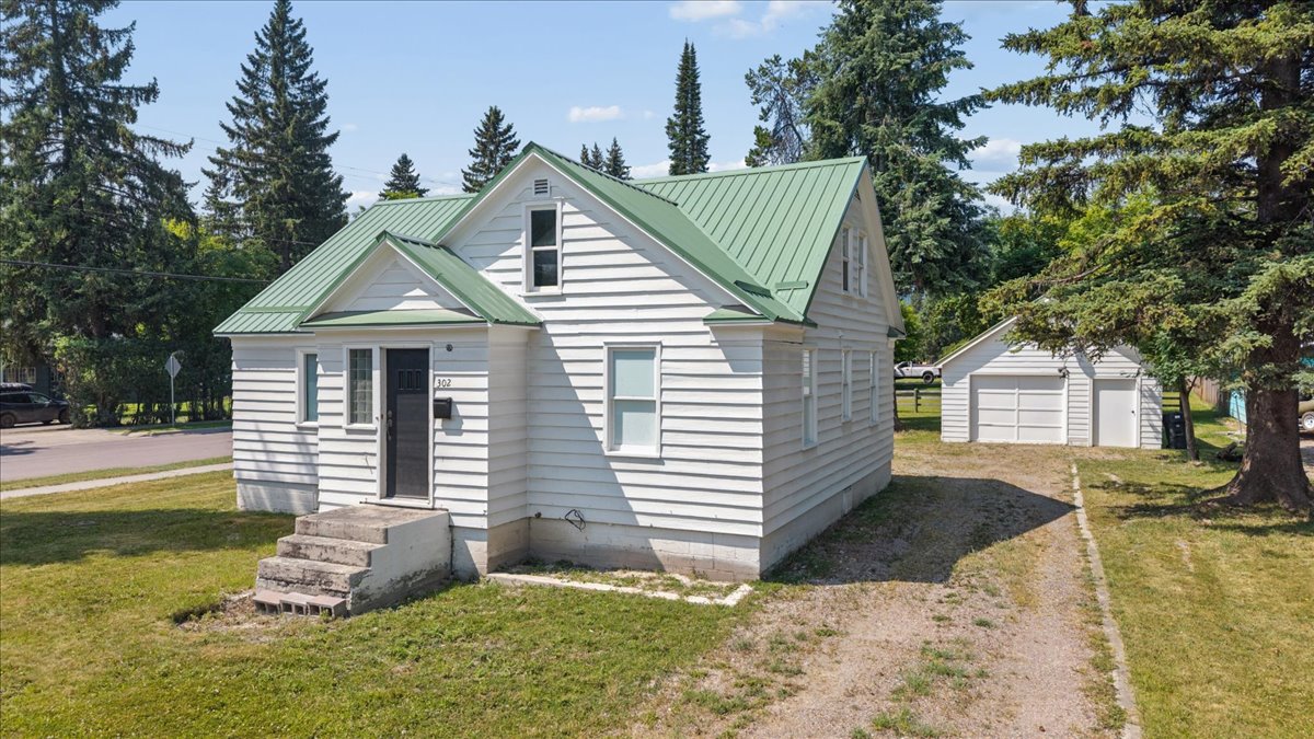 302 Wisconsin Avenue Property Photo 4