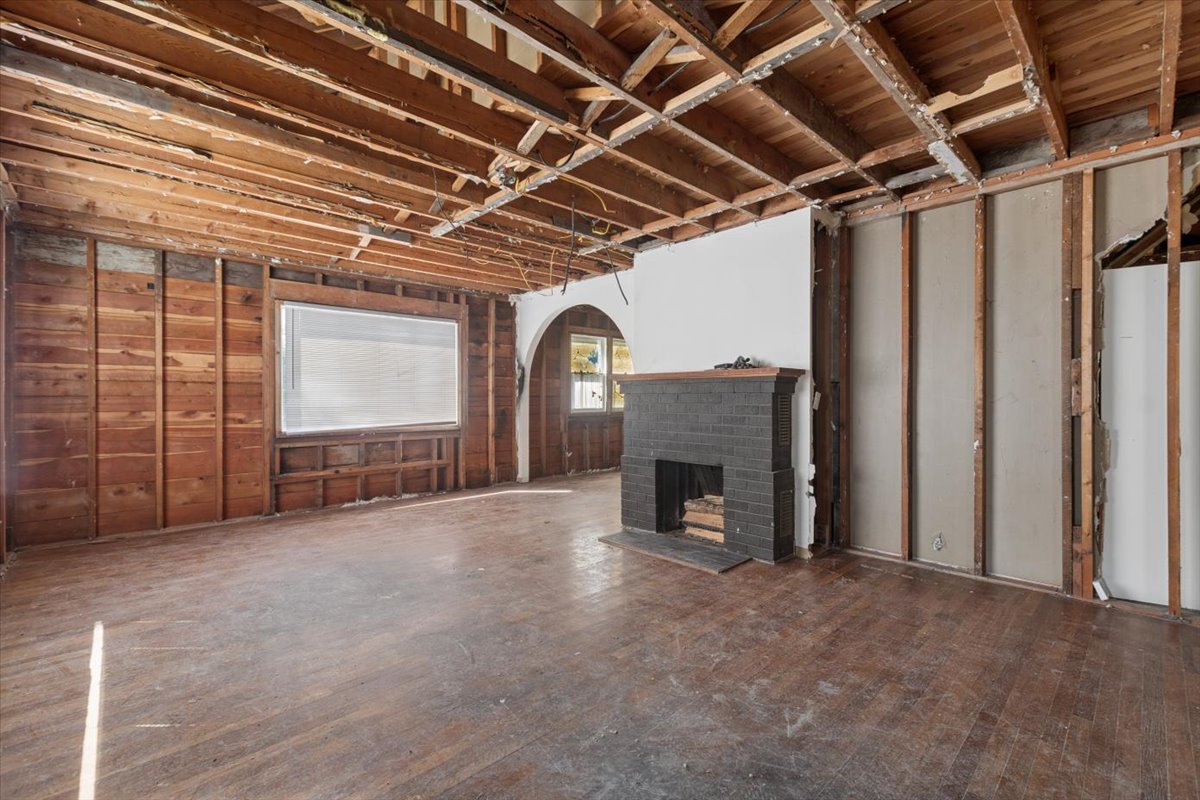 302 Wisconsin Avenue Property Photo 9