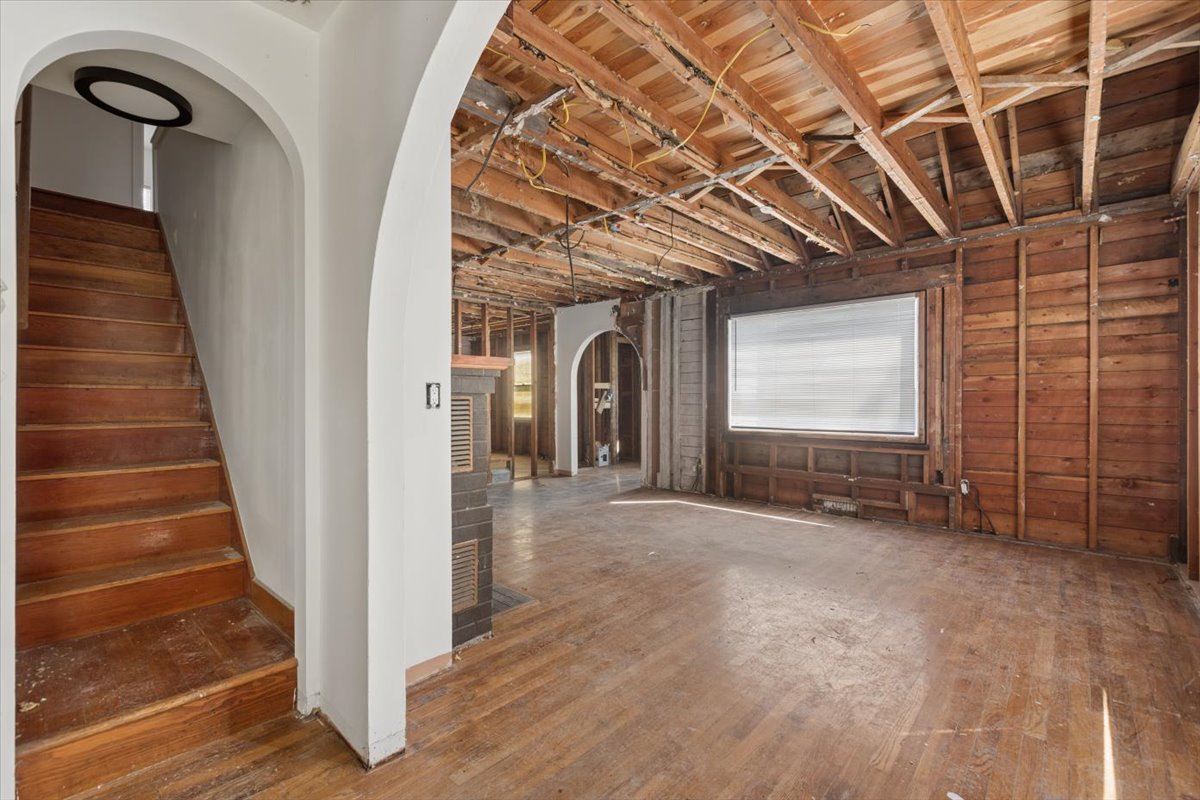 302 Wisconsin Avenue Property Photo 11
