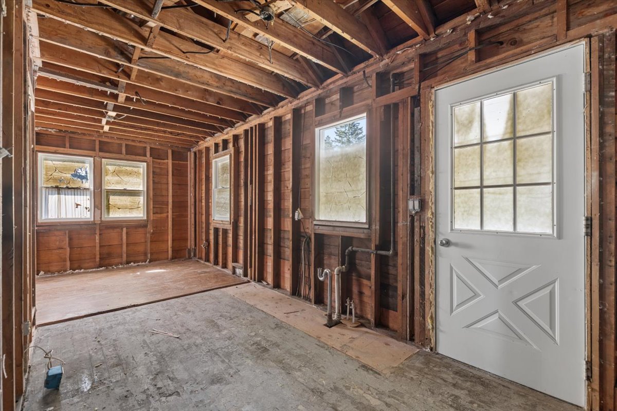 302 Wisconsin Avenue Property Photo 13