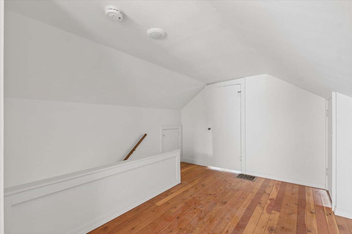 302 Wisconsin Avenue Property Photo 24