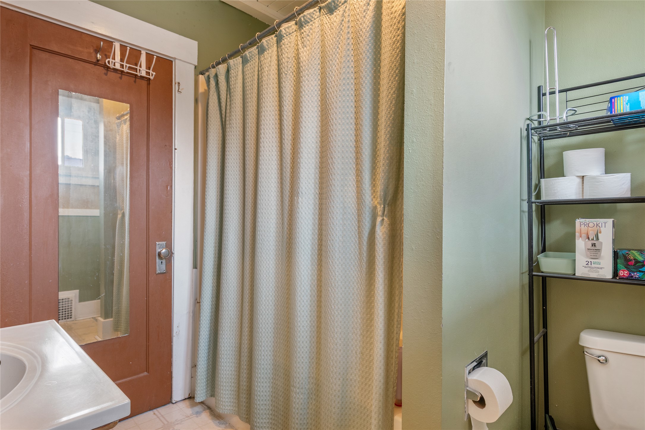 323 Eddy Avenue Property Photo 47