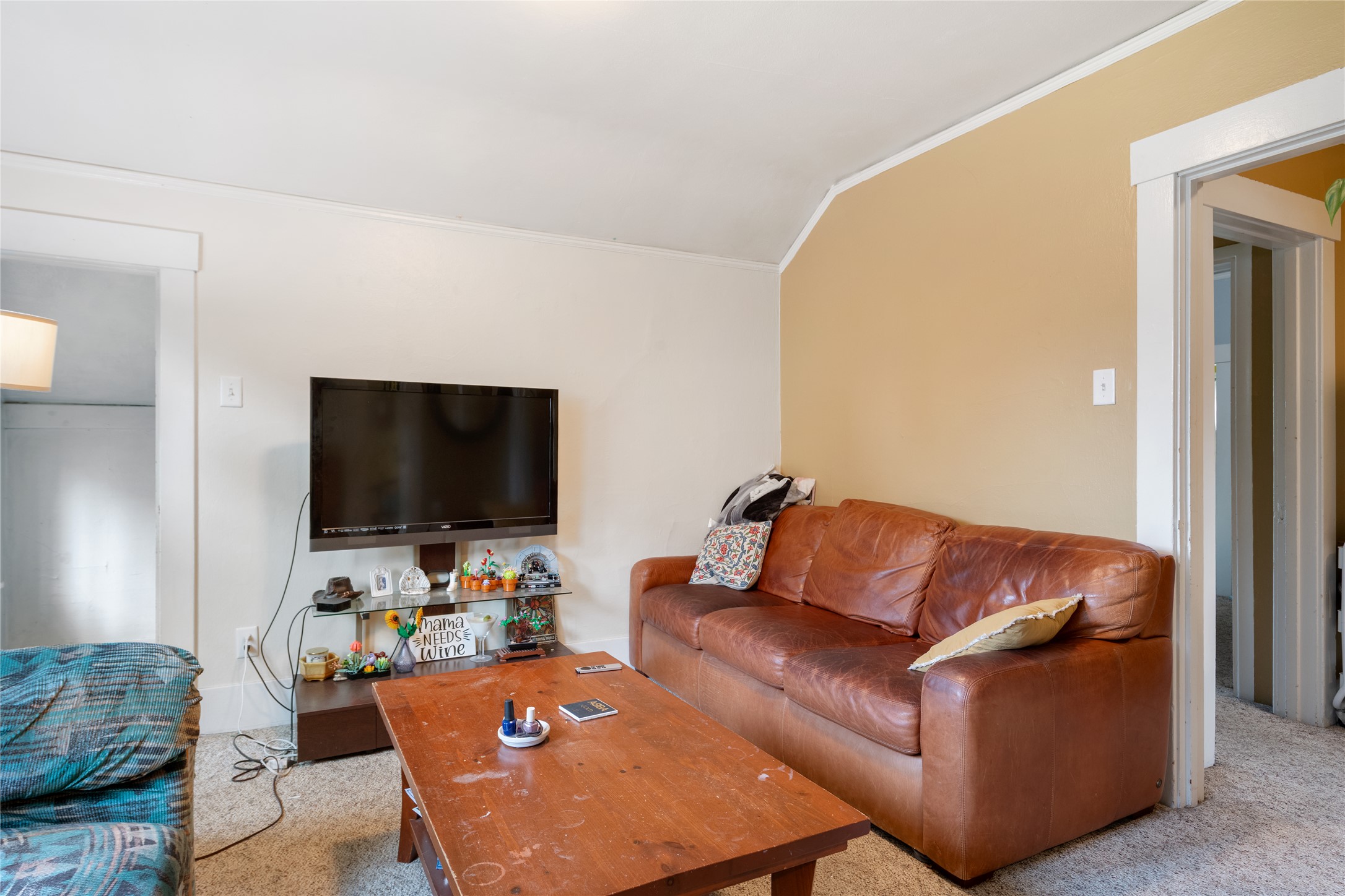 323 Eddy Avenue Property Photo 51
