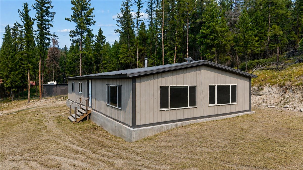 759 Springhill Road Property Photo 3