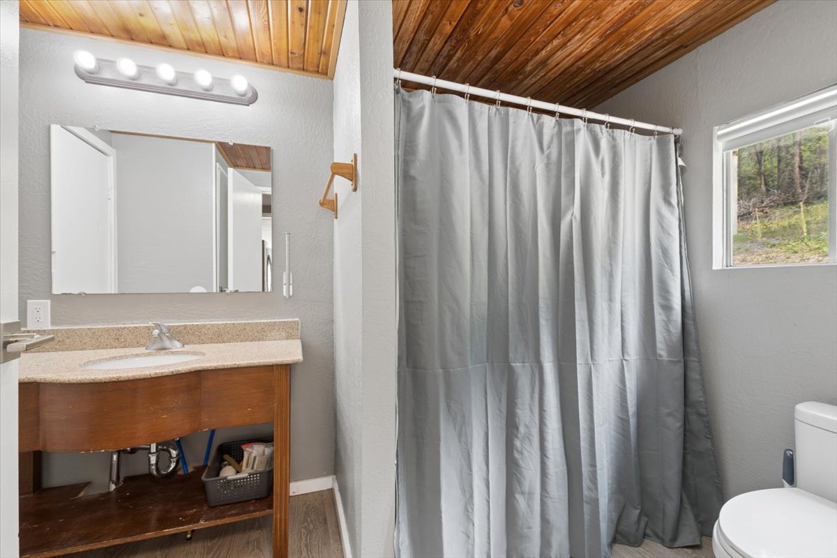 759 Springhill Road Property Photo 14