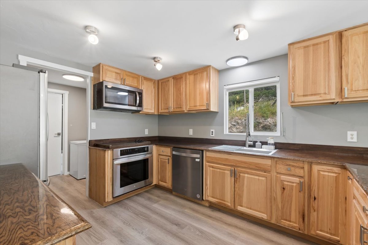 759 Springhill Road Property Photo 16